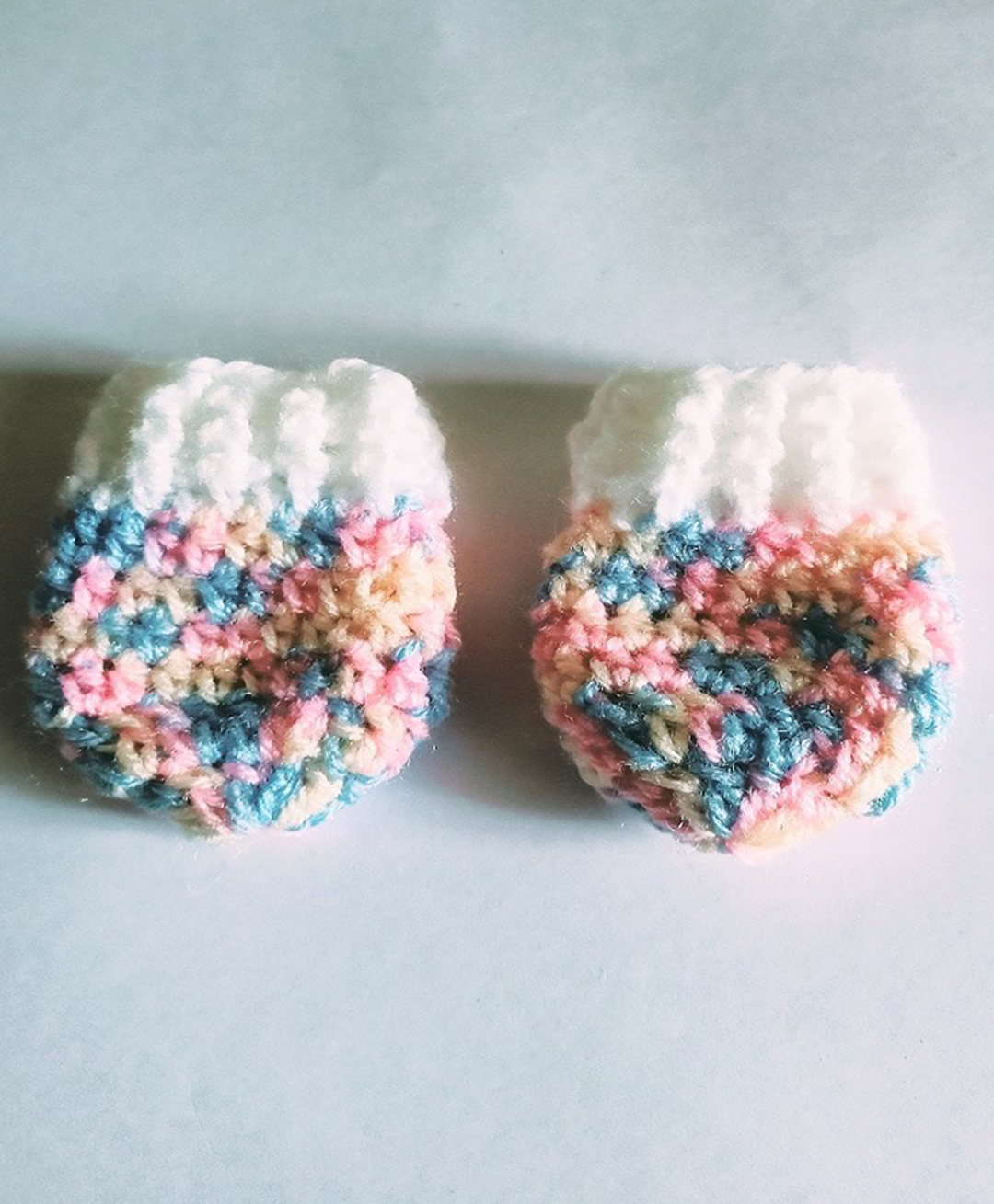 Knits & Knots Woollen Blend Abstract Design Handmade Mittens - Multi Colour & White-image-14