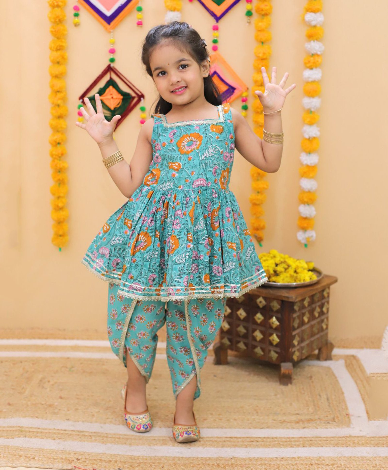 Vastrarth Cotton Sleeveless Floral Printed & Lace Embellished Kurta Dhoti Set - Turquoise Blue-image-18