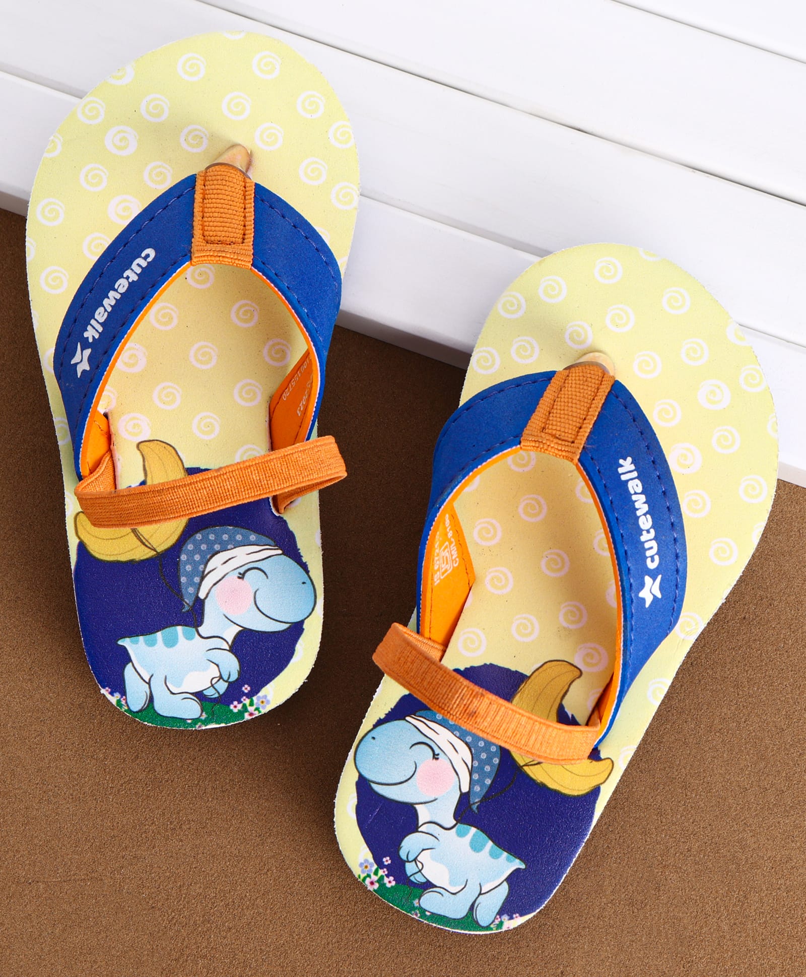 Cute Walk by Babyhug Flip Flops With Turtle Print & Backstrap Closure - Blue-picture-12