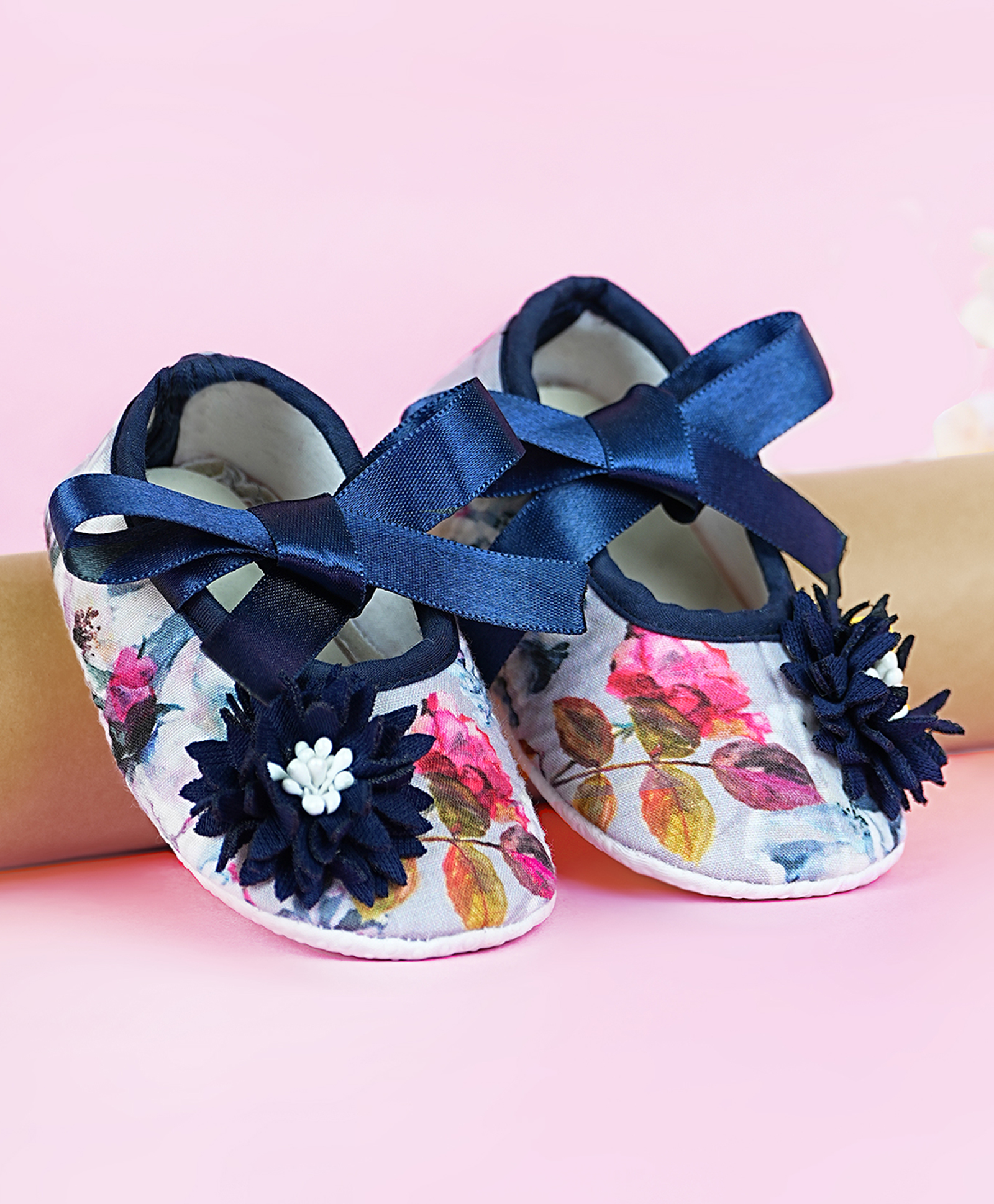 Coco Candy Floral Applique Detailed Ribbon Tie Up Booties - Navy Blue-picture-28