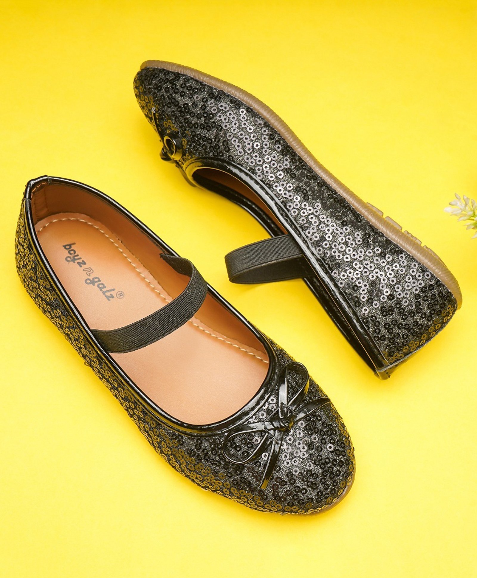 boyz n galz Shimmer Bow Applique Detailed Ballerinas - Black-image-13