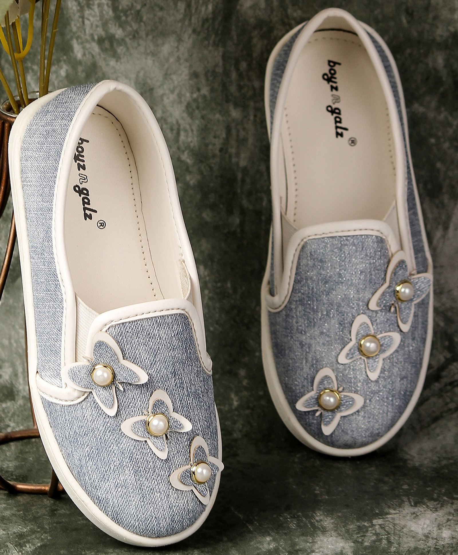 boyz n galz Butterfly Applique Detailed Casual Shoes - Blue-image-31