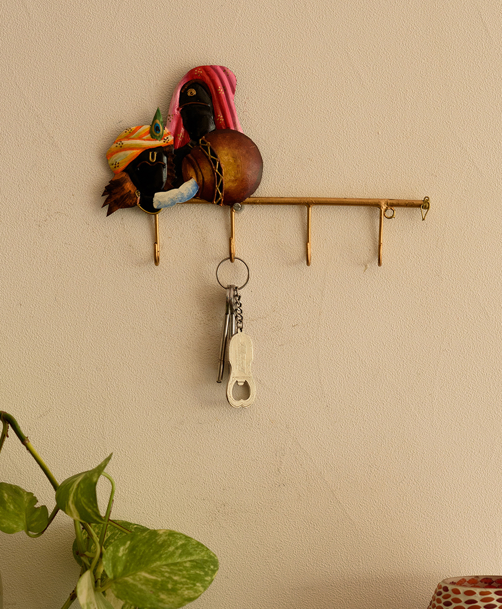 eCraftIndia Radha Krishna Wrought Iron Key Holder-picture-15