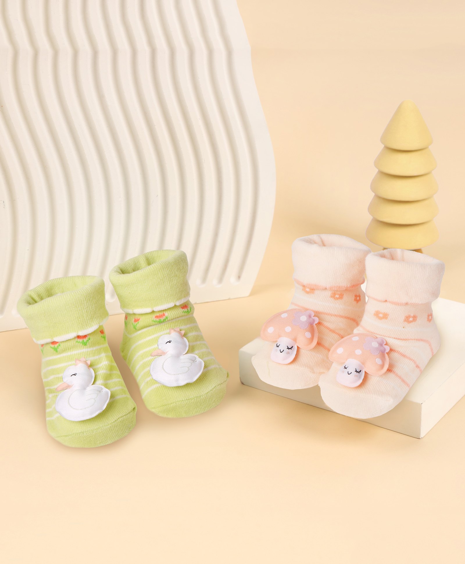Kicks & Crawl Pack Of 2 Swans & Shrooms Socks - Green & Pink-image-38