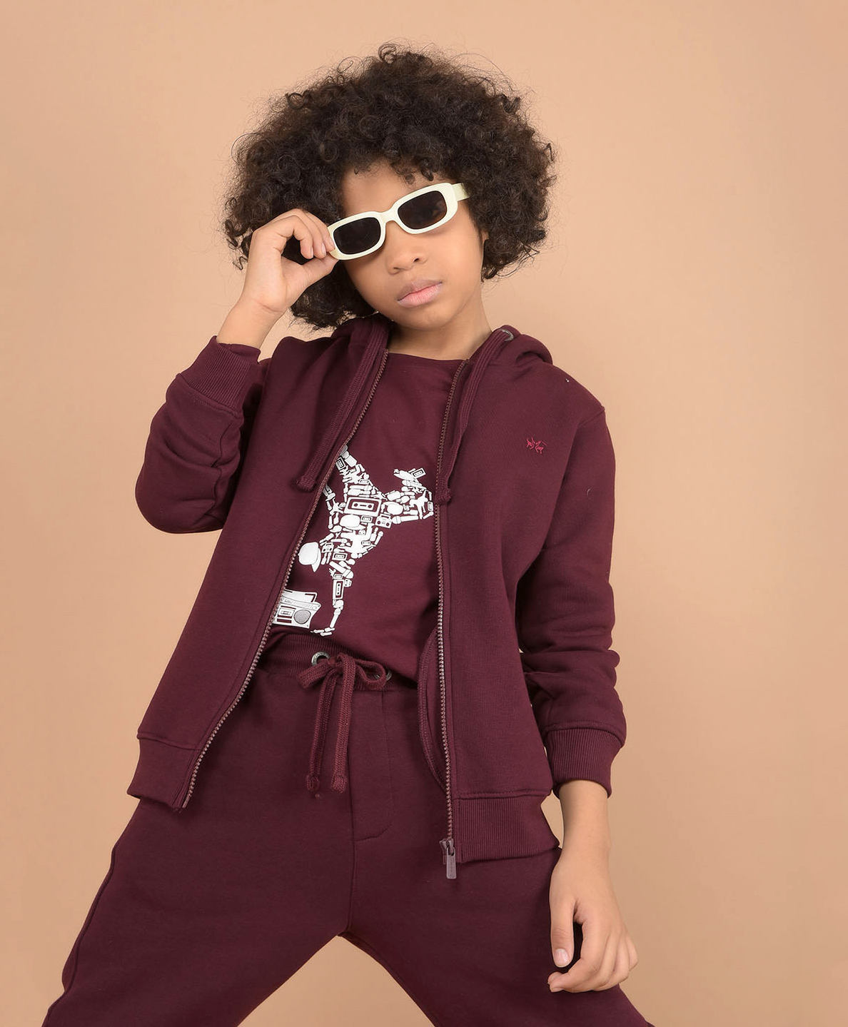 CRIMSOUNE CLUB Cotton Full Sleeves Solid Hooded Sweatshirt - Wine-picture-12