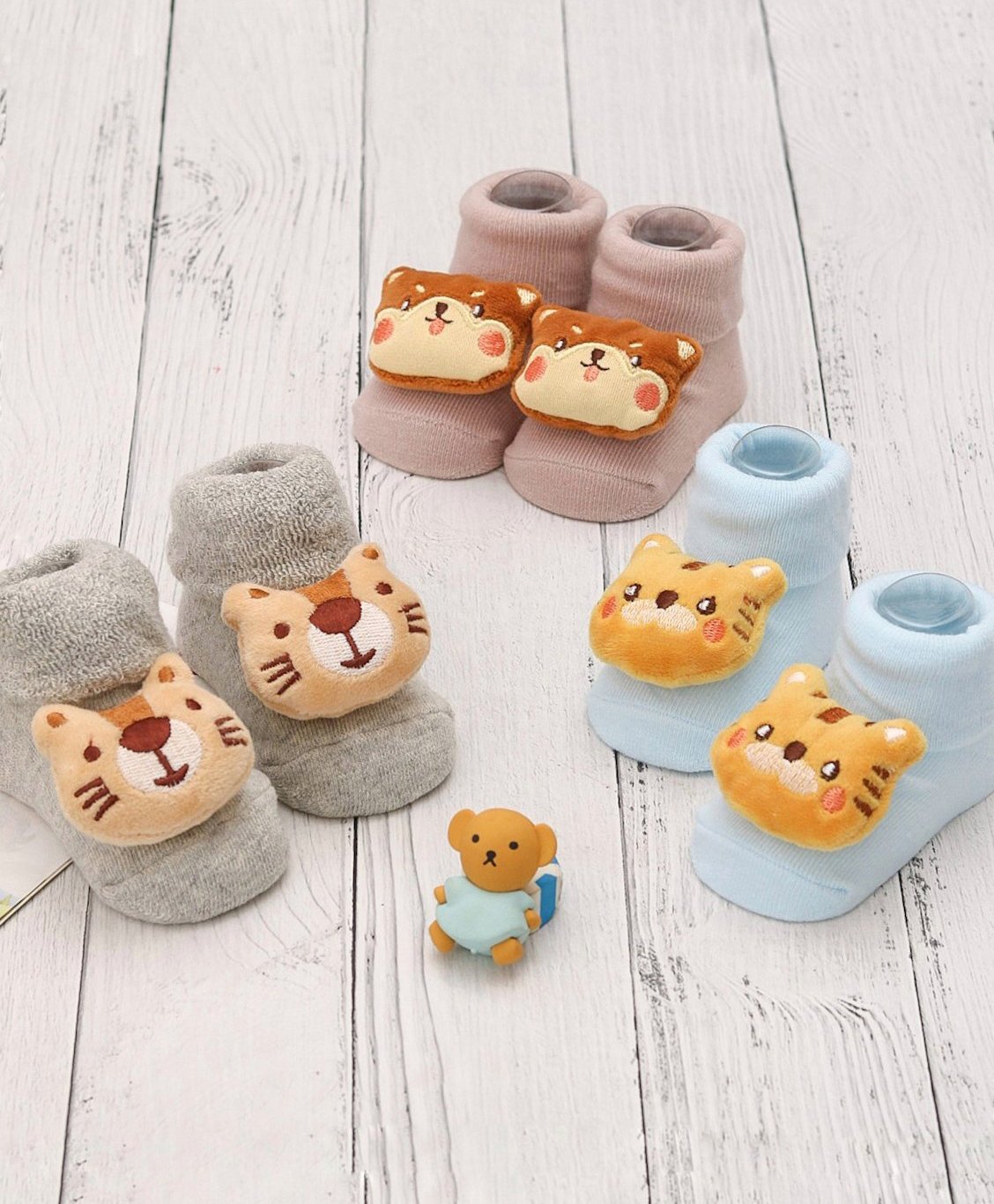 Yellow Bee Pack Of 3 Cotton Tiger & Cat Applique Detailed Socks - Blue Beige & Grey