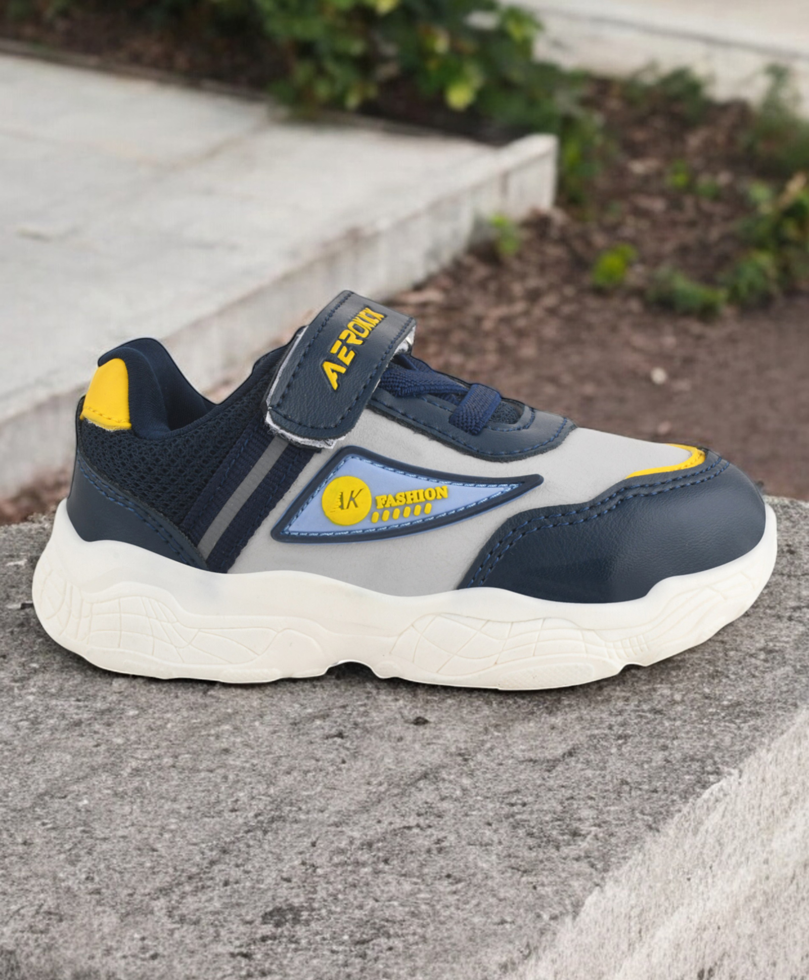 Lil Lollipop Fashion Text Patch Detailed Colour Blocked Velcro Closure Shoes - Navy Blue-picture-31