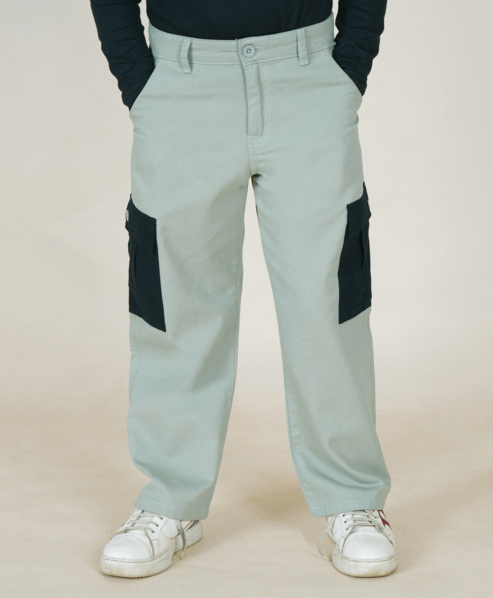 Kiddopanti Cotton Full Length Cargo Pant With Contrast Pocket - Light Green & Black-picture-14