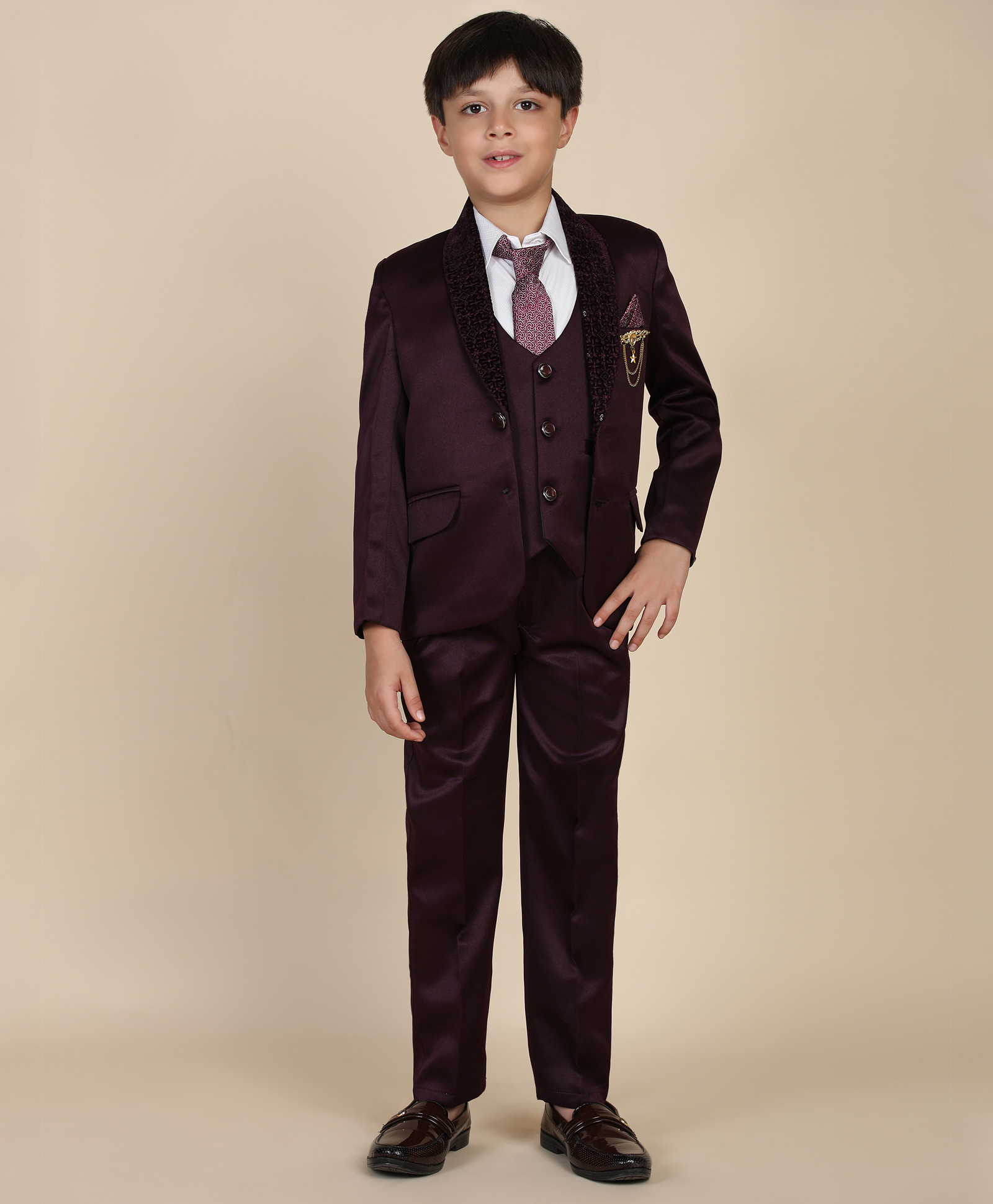 P-MARK Full Sleeves Solid Shirt With Waistcoat Blazer Pant & Tie Set - Wine-picture-15