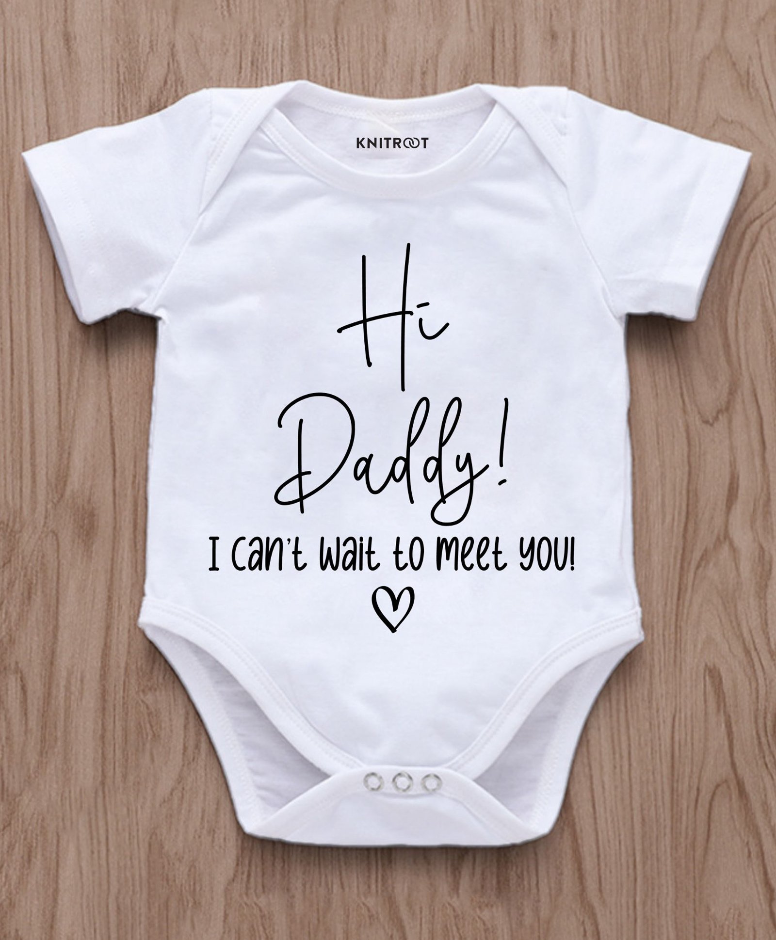 KNITROOT Announcement Theme Half Sleeves Hi Daddy Text Printed Onesie - White-picture-25
