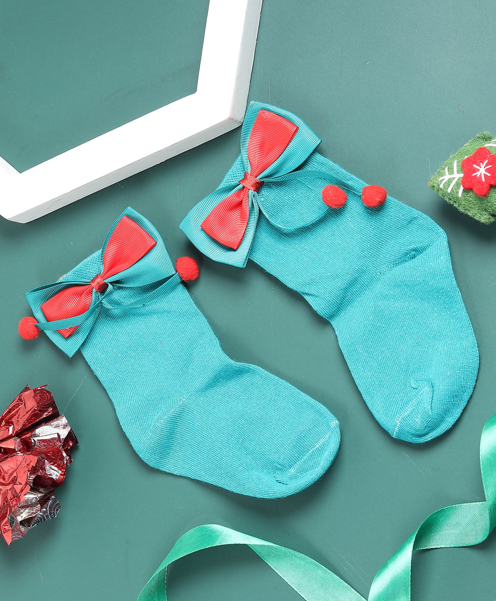 Tipy Tipy Tap Cotton Christmas Theme Bow Designed Socks - Green-picture-19