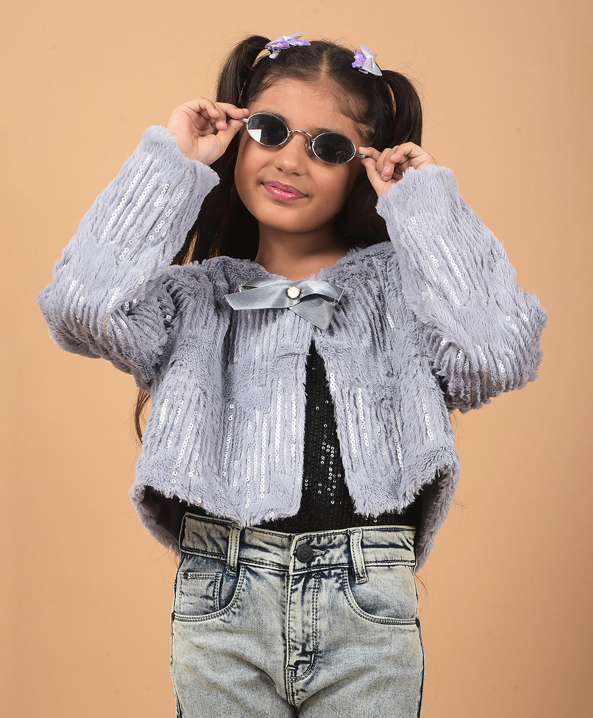 CRIMSOUNE CLUB Full Sleeves Bow Applique Detailed & Sequins Embellished Sweater - Grey-image-25