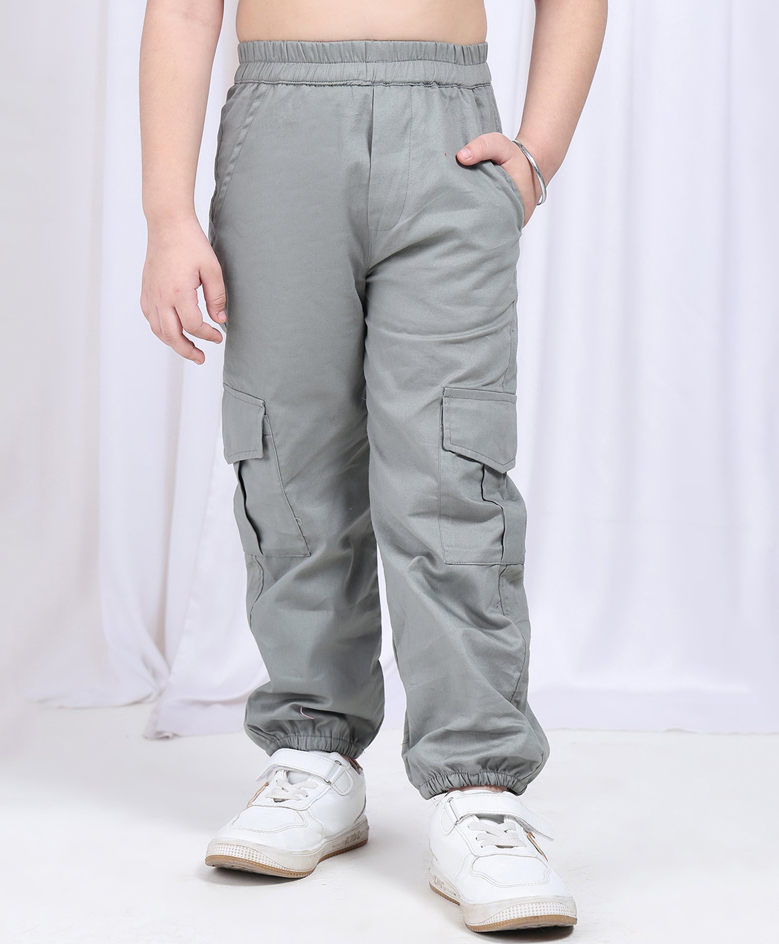 NEUDIS Cotton Pockets Detailed Solid Cargo Pants - Dark Grey-picture-10
