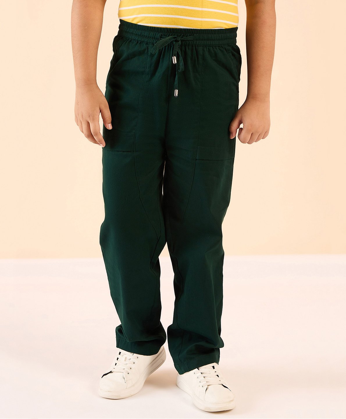 stylobug Stylo Bug Cotton Solid Pants - Green-picture-3