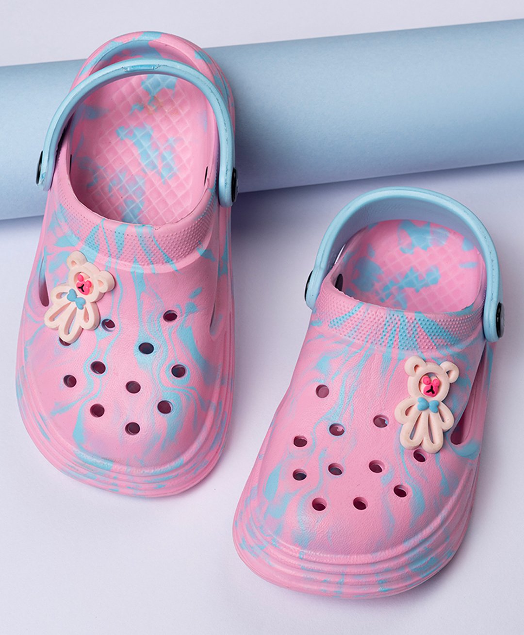 Toothless Bear Applique Detailed Perforated Slingback Clogs - Pink & Sea Green-picture-19