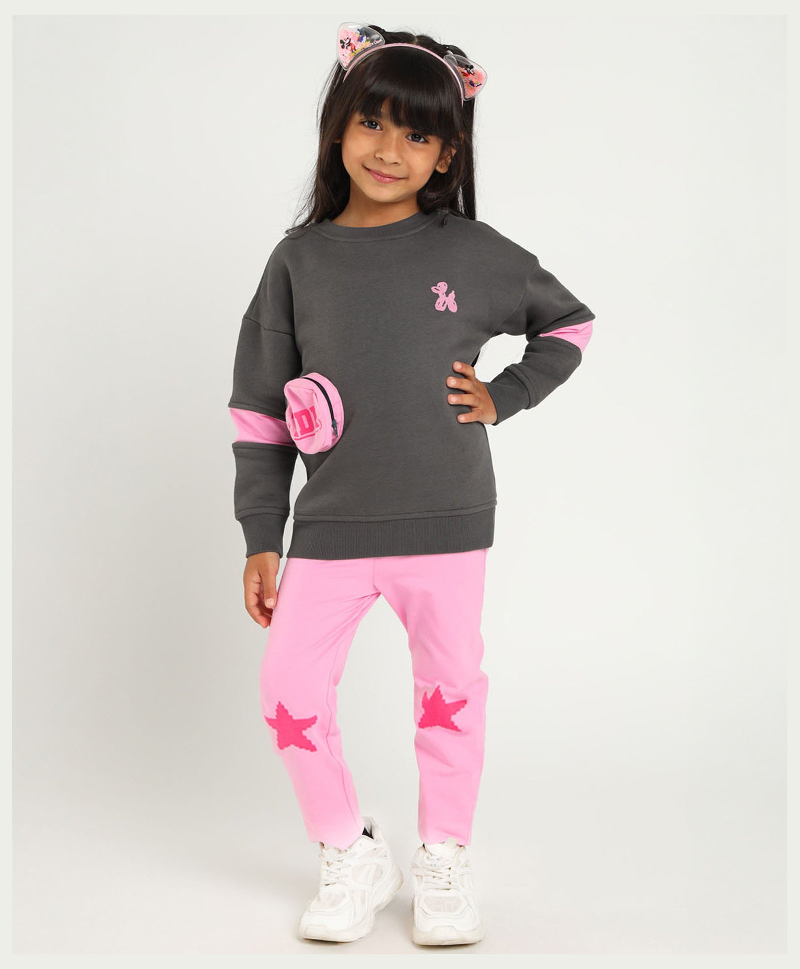 Somersault Full Sleeves Sweatshirt With Typography Printed Attached Bag & Joggers - Grey & Pink-picture-13