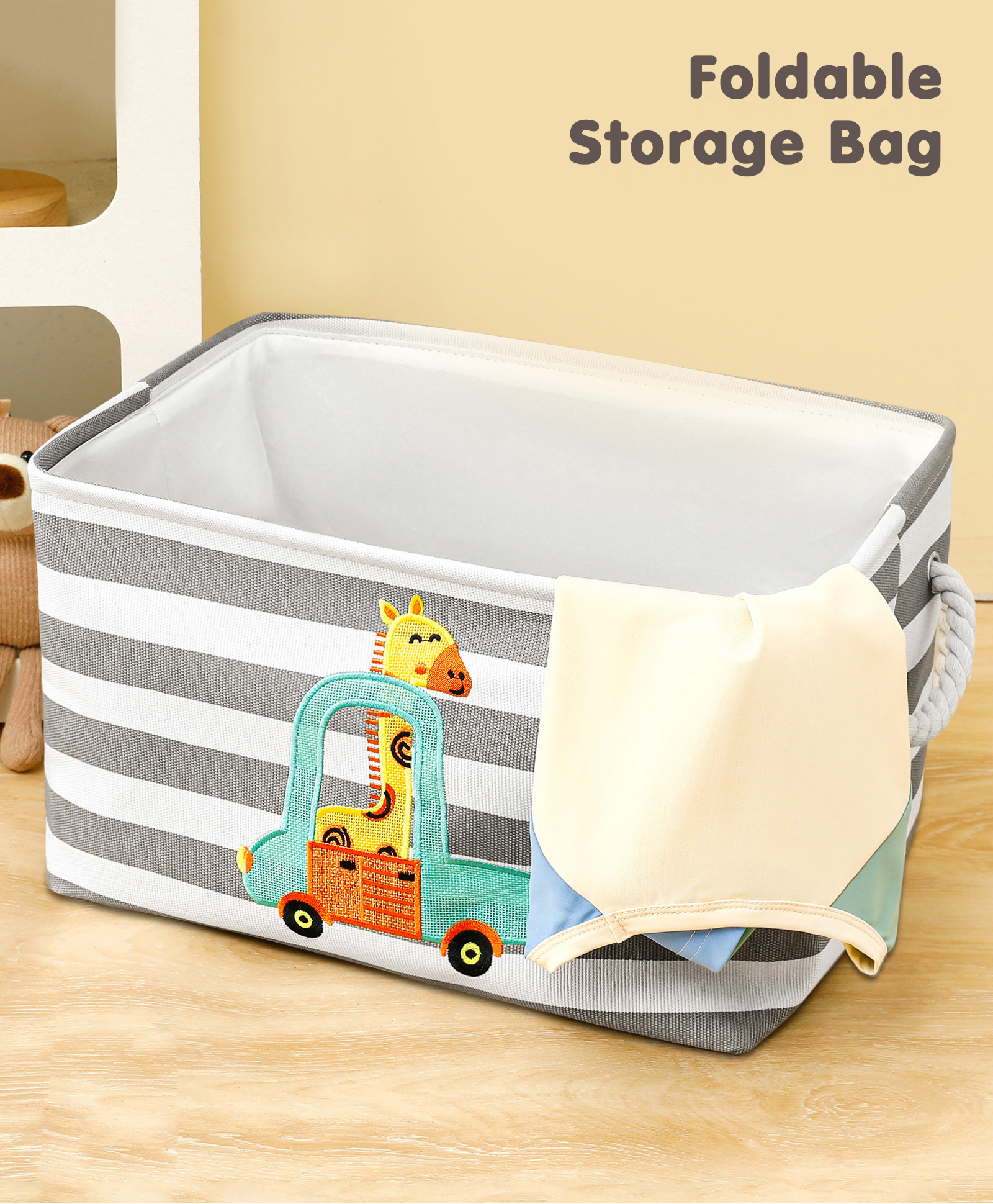 Laundry Bag Giraffe in the Car Print - White & Grey-image-6