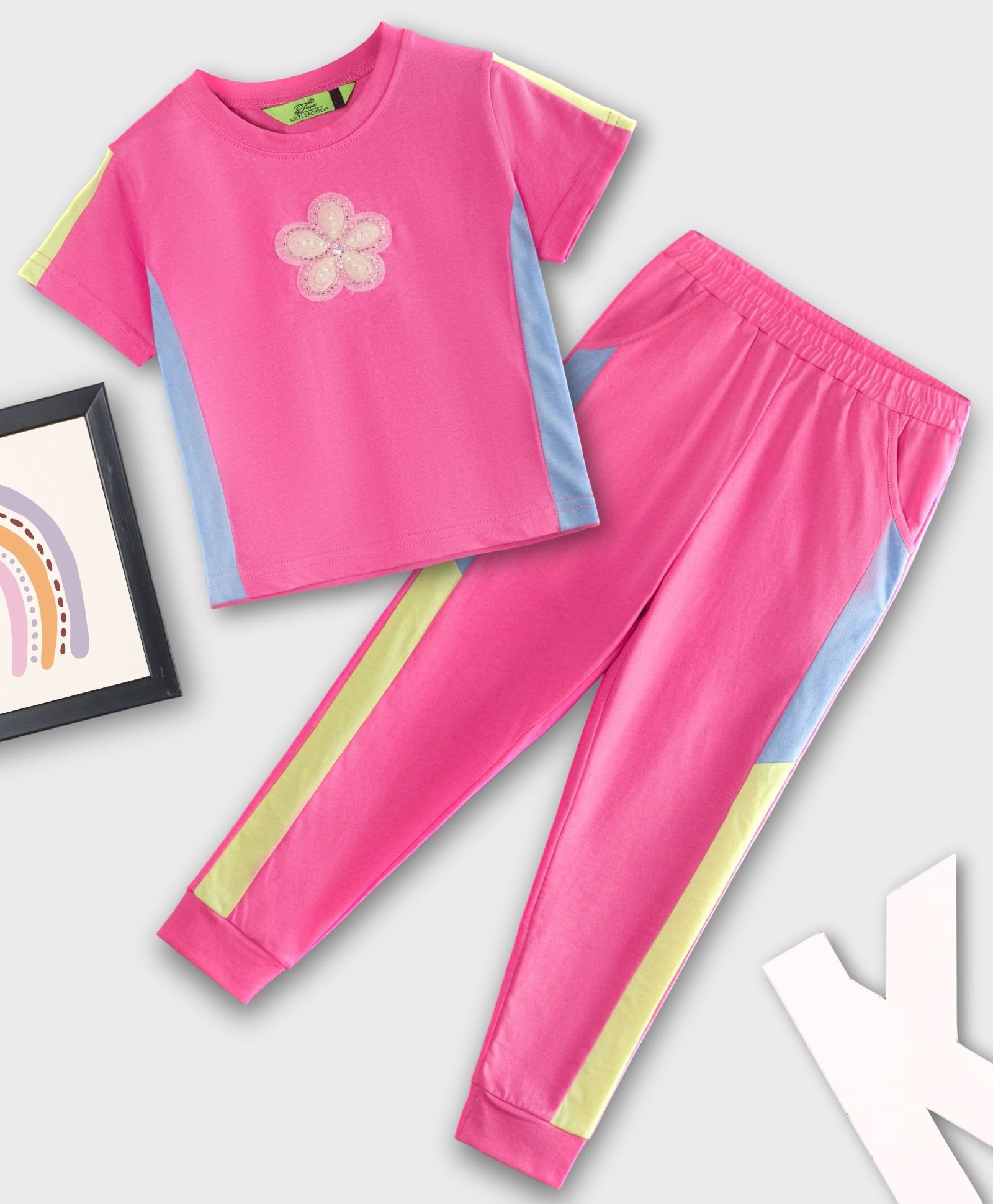 Tiara Cotton Jersey Half Sleeves Beads Embellished Floral Designed Colour Blocked Tee With Coordinating Joggers Set - Pink-picture-10