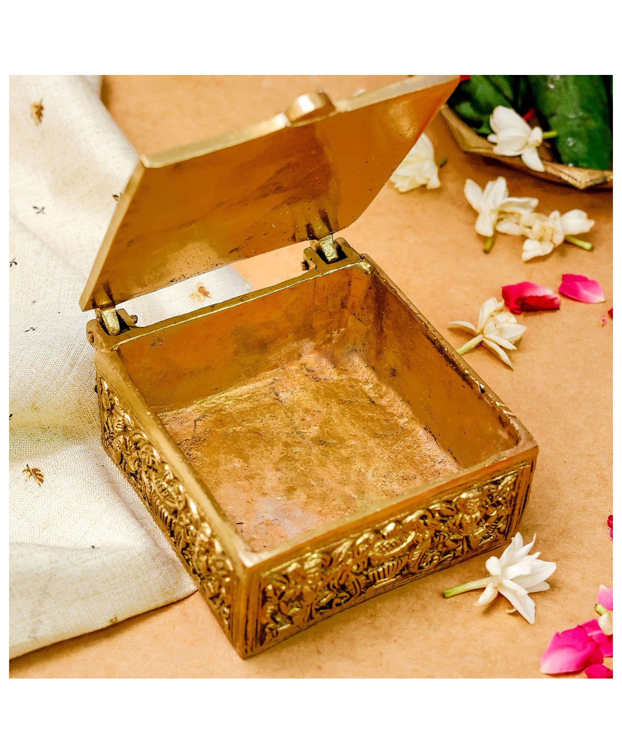 The Advitya Handcrafted Multipurpose Brass Ganesha Storage Box Home Decor Showpiece-image-25