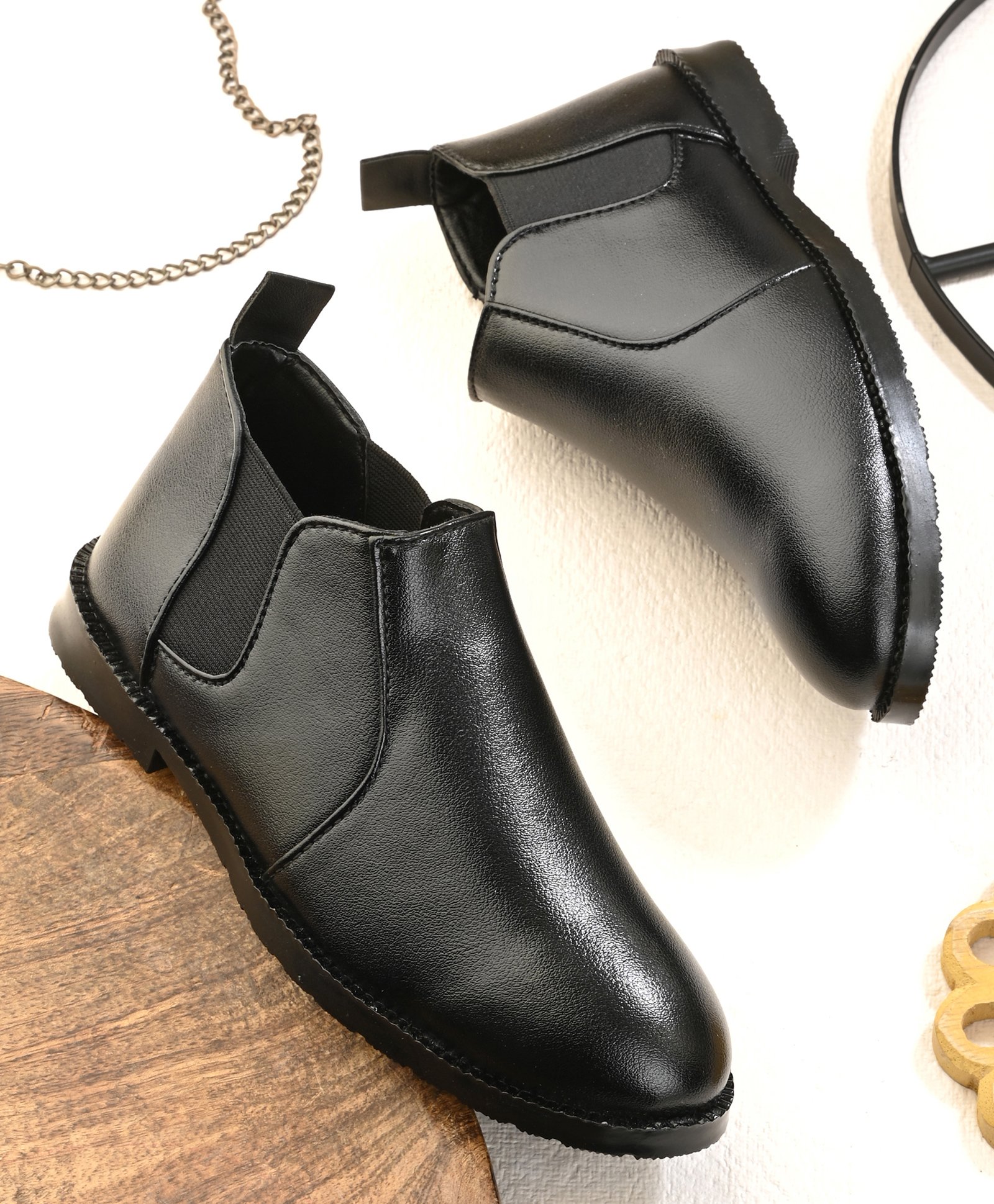 Stefens Solid Slip On Chelsea Boots - Black