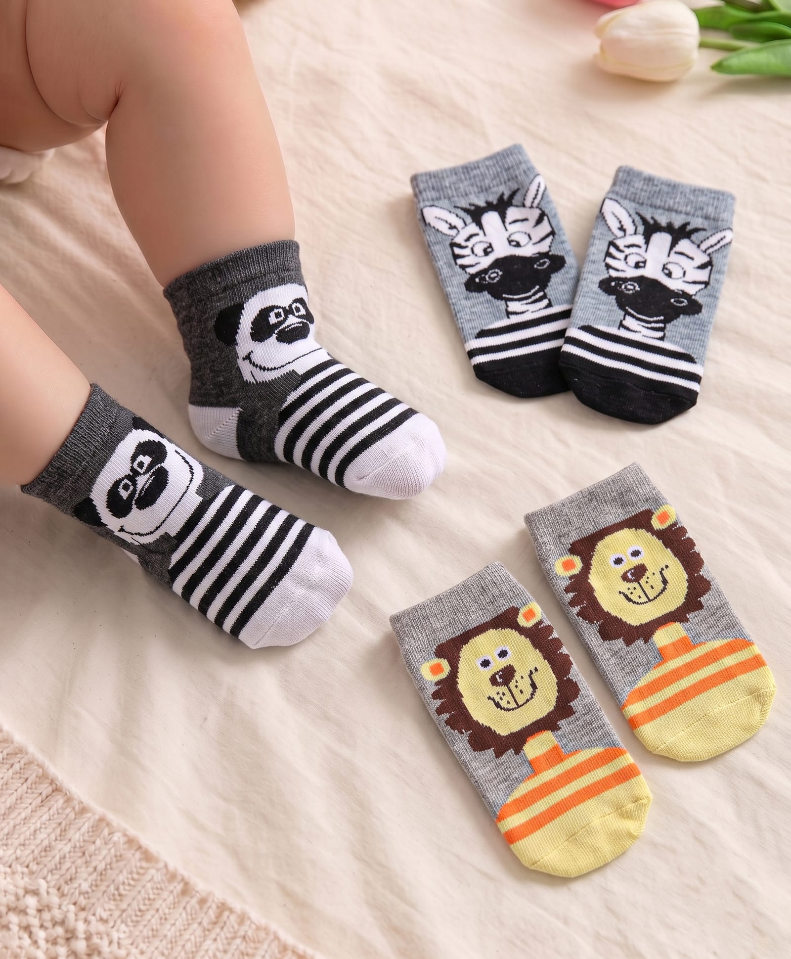 Cute Walk By Babyhug Knit Ankle Length Anti-Bacterial Socks with Animal Design Pack of 3 - Gray & Black-image-3