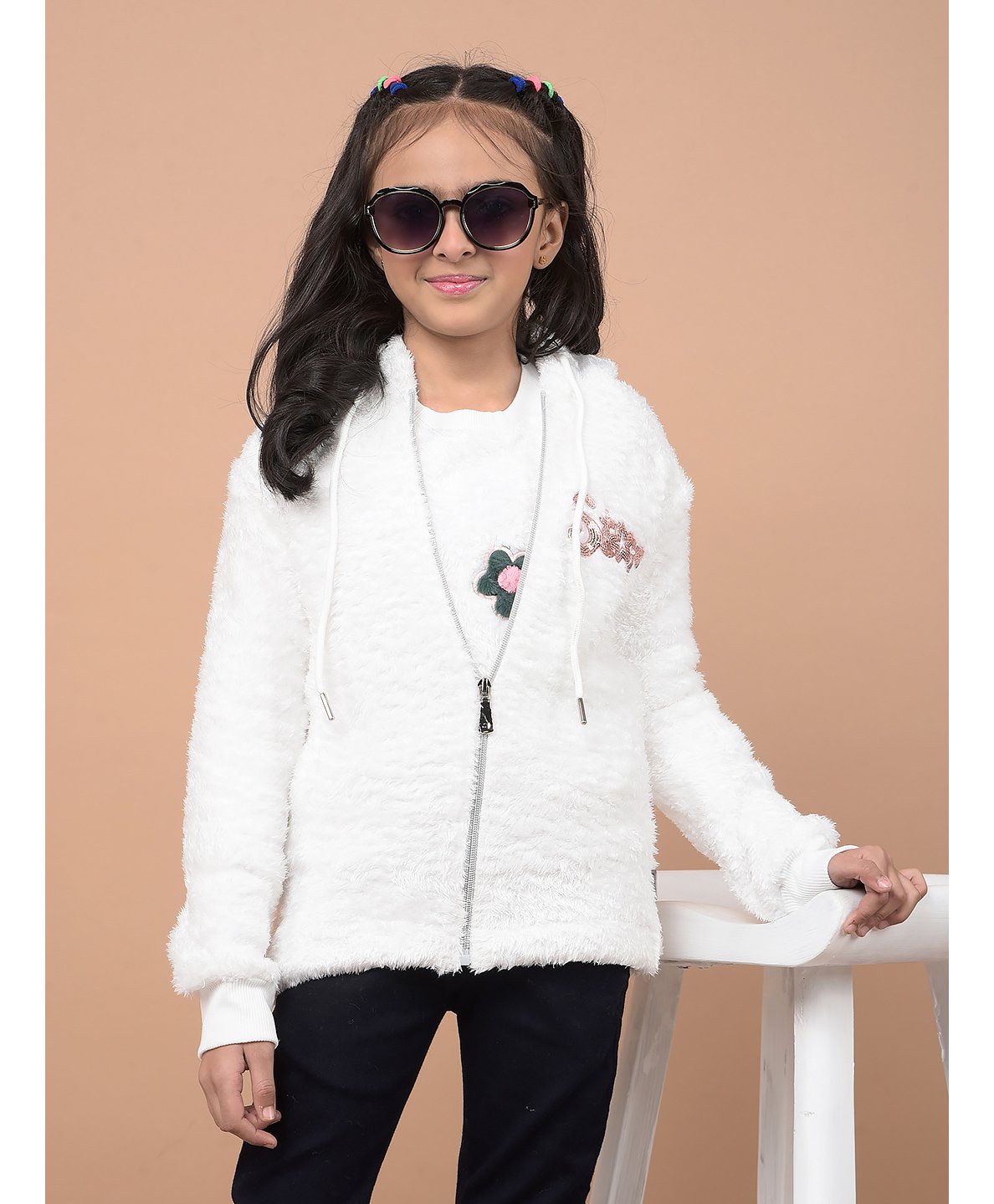 CRIMSOUNE CLUB Full Sleeves Sequins Embellished Hooded Zipper Sweatshirt - White-image-22