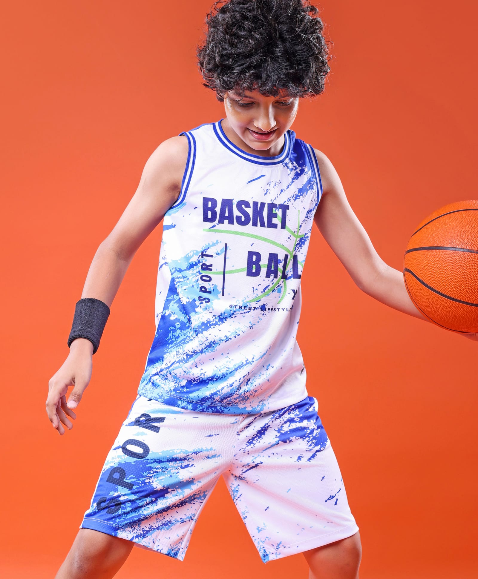 Pine Active Knit Sleeveless Basketball Printed T-Shirt & Shorts Set - White-image-7