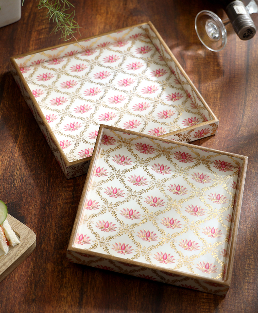 Duli Set of 2 Square Enamel Coated Multipurpose Serving Trays for Home and Dining Table-picture-39