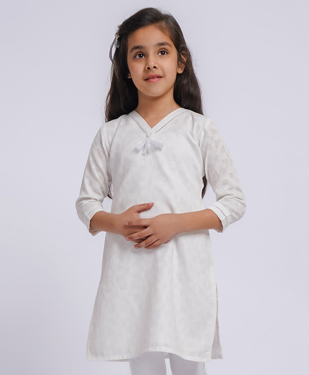 Vastramay Cotton Three Fourth Sleeves Abstract Printed Striped & Tassel Embellished Kurta - White-image-35
