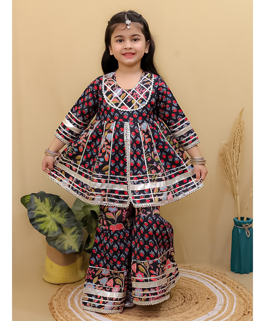 Superminis Cotton Three Fourth Sleeves Floral Printed & Gota Lace Embellished Kurta Sharara Set - Black-picture-15