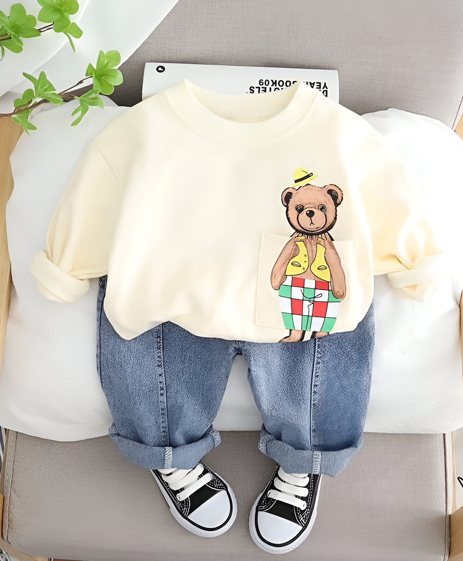 Googo Gaaga Cotton Full Sleeves Teddy Printed Sweatshirt & Joggers Set - Cream