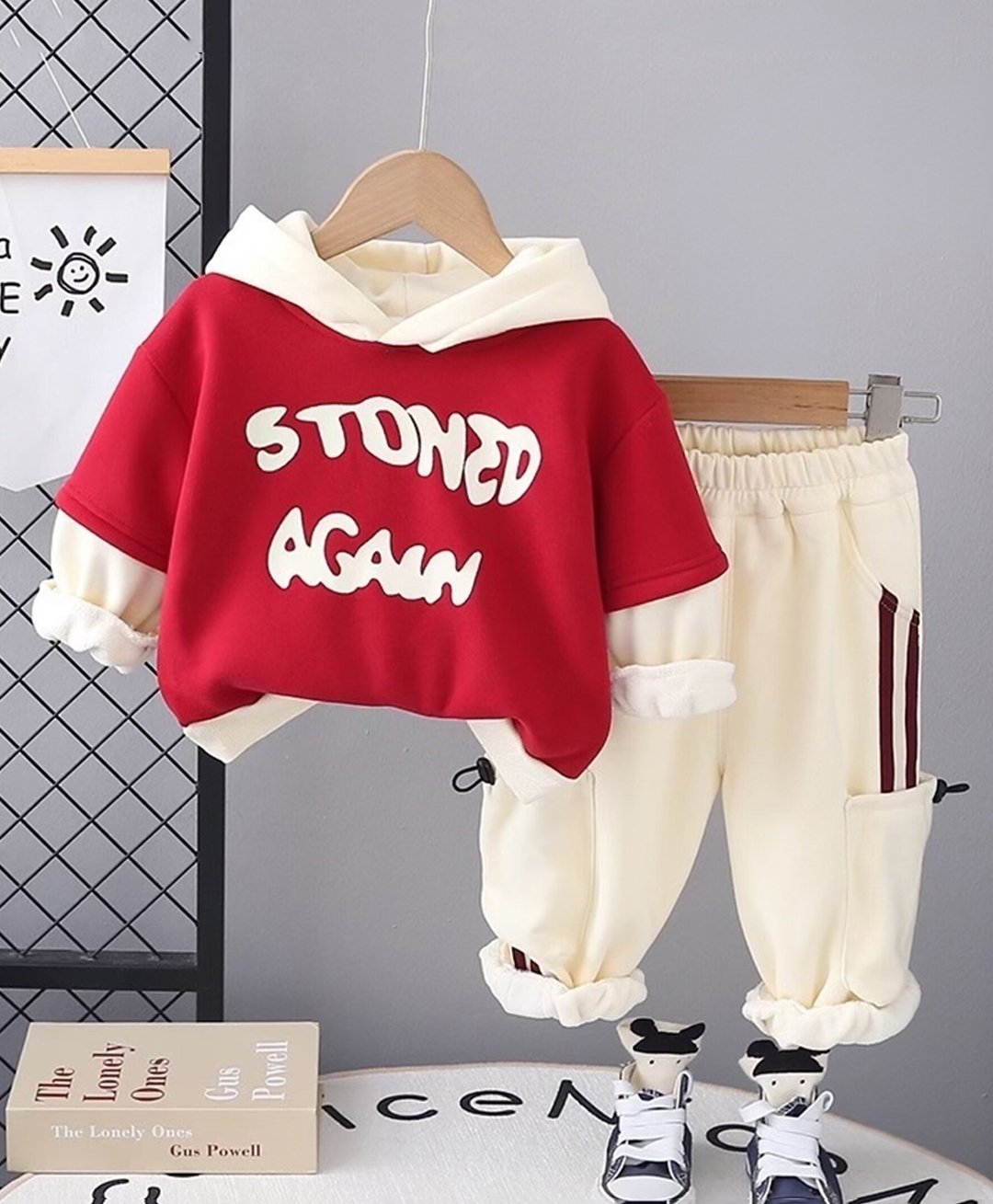 Googo Gaaga Cotton Full Doctor Sleeves Stoned Again Text Printed Hooded Sweatshirt & Taped Joggers Set - Red