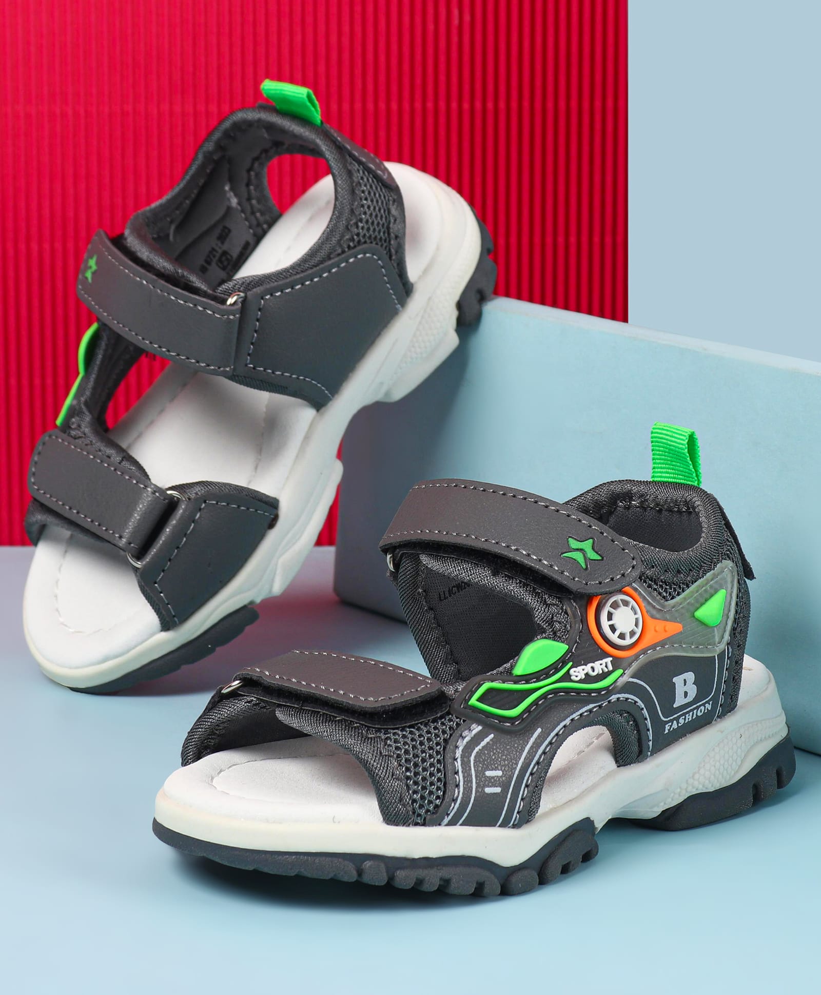 Cute Walk by Babyhug Velcro Closure Sandals With Applique- Grey-picture-20