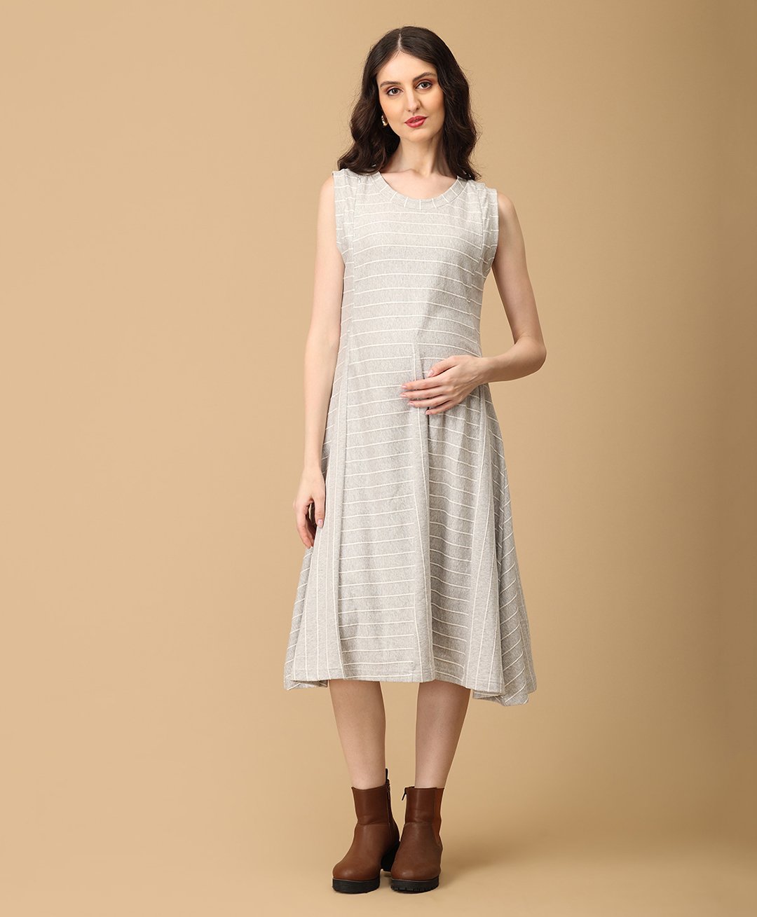 The Mom Store Cotton Sleeveless Striped Maternity Dress With Nursing Access - Grey-picture-9