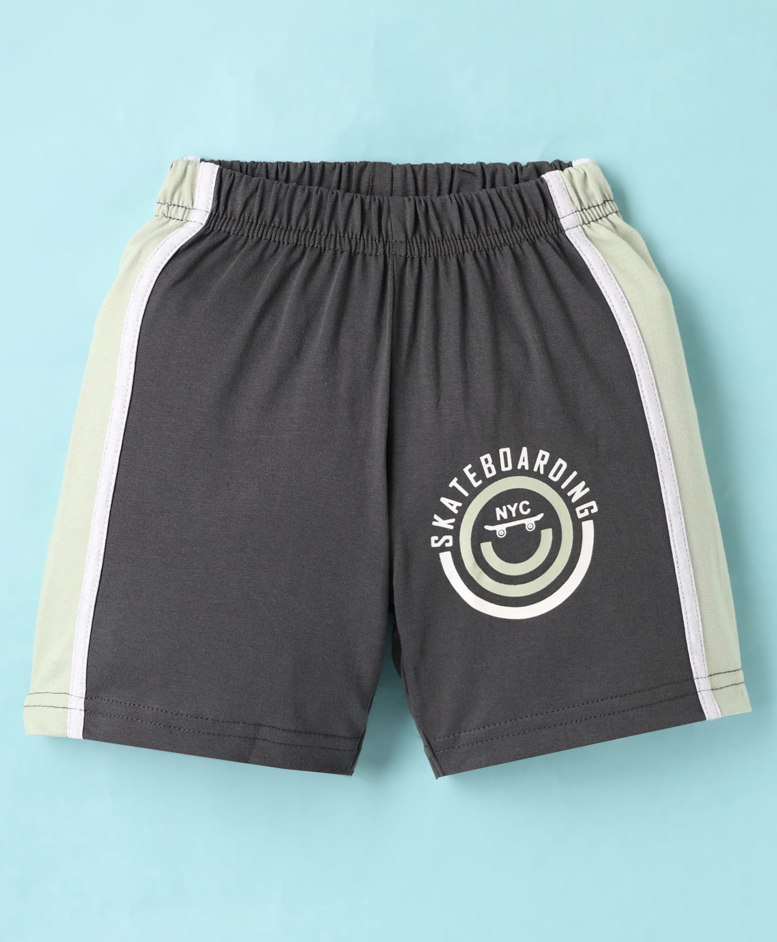 Taeko Single Jersey Knit Knee Length Shorts With Skateboard Print - Grey-picture-19