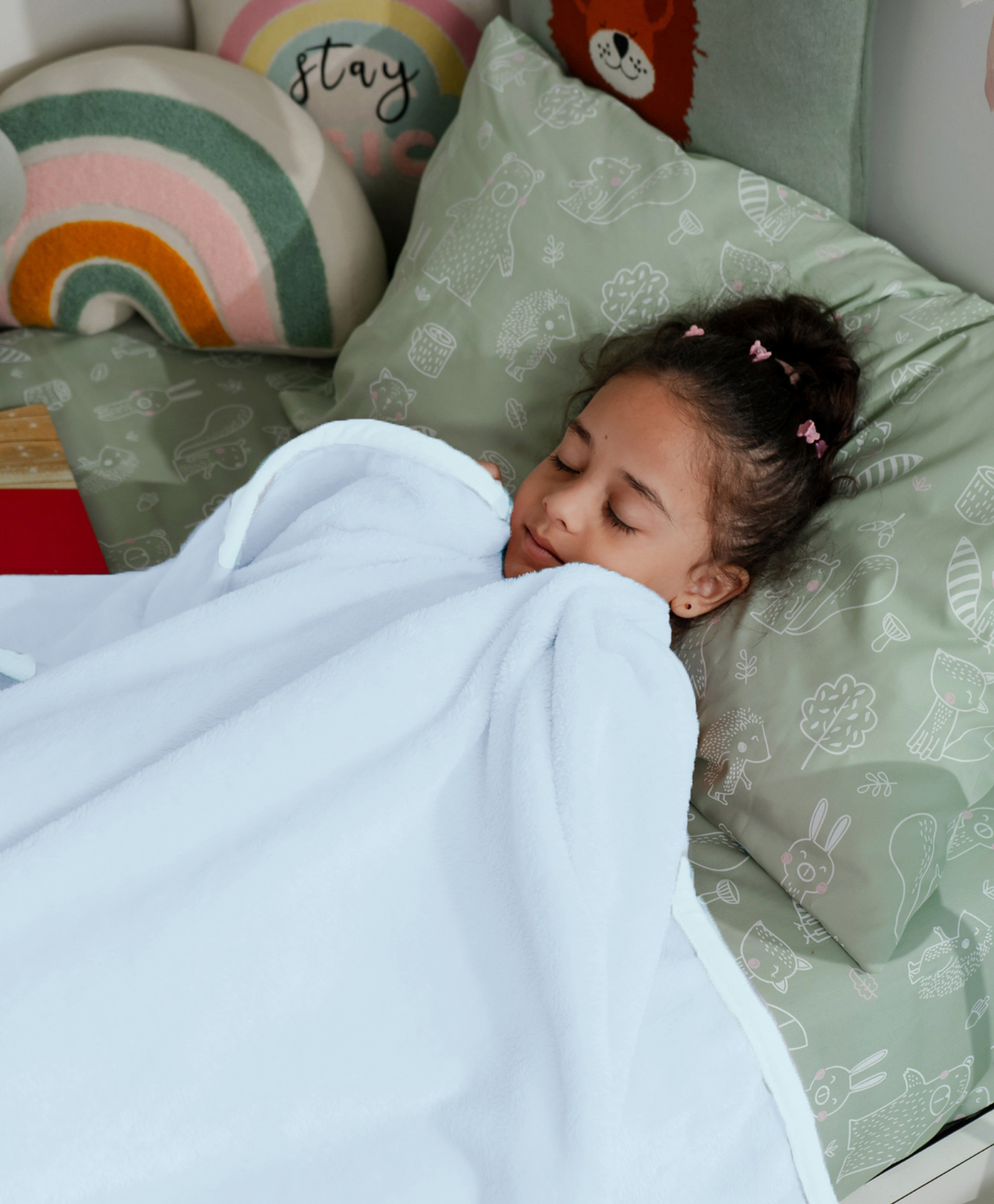 Haus & Kinder Plain Brush Cloth Super Soft Plush SingleFlannel Blanket, Sky Blue-image-3