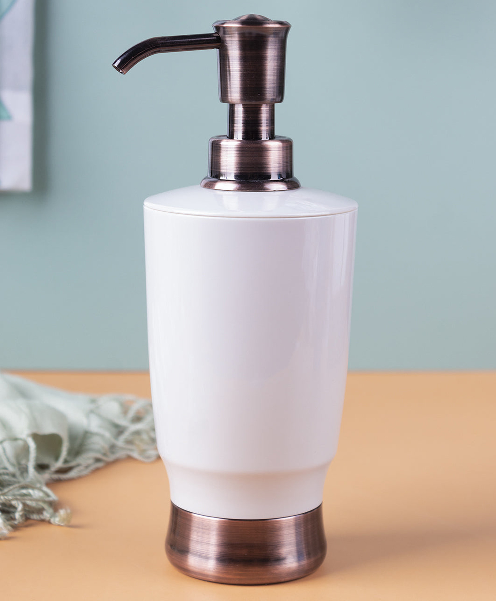 VONCASA Bronze Finish Base Soap Dispenser - 250 mL-image-7