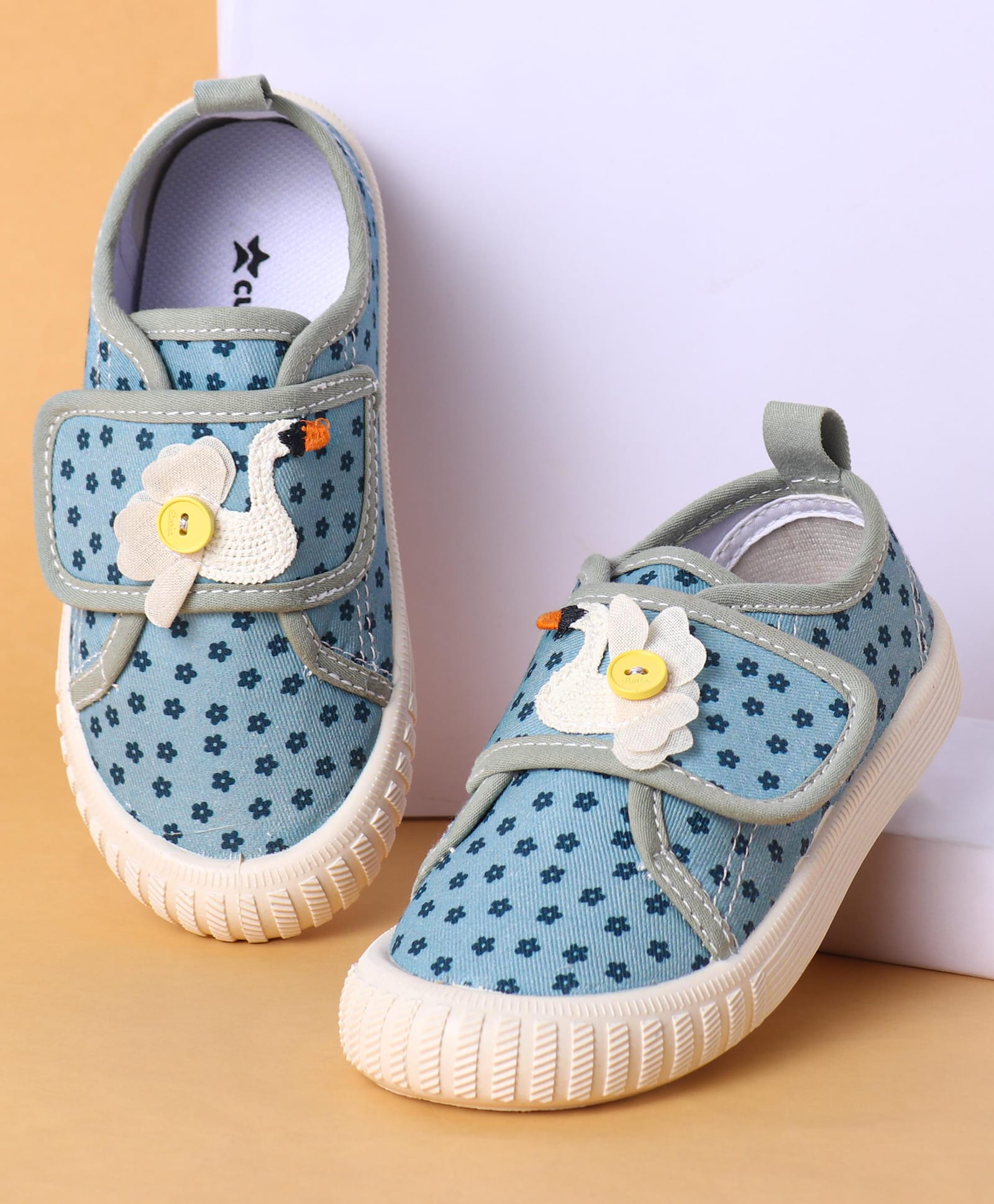 Cute Walk by Babyhug Velcro Closure Casual Shoes with Floral Print & Applique - Blue-picture-16