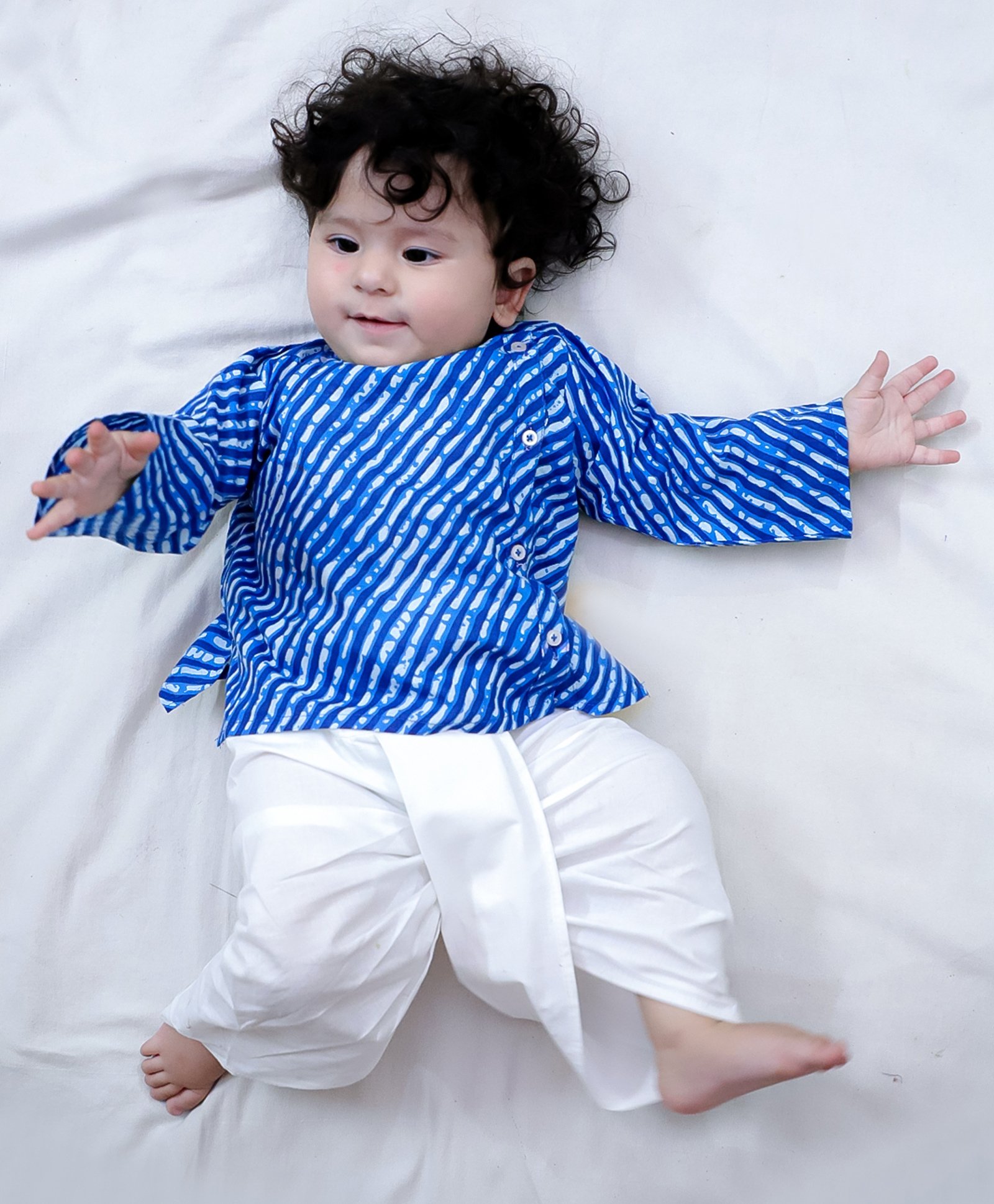 BownBee Pure Cotton Full Sleeves Leheriya Printed Kurta & Dhoti Set - Blue-picture-20