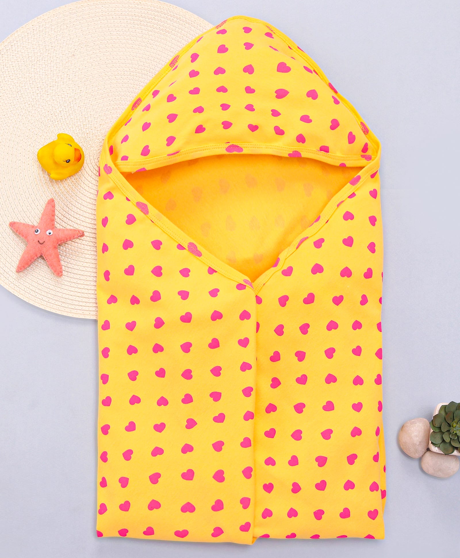Babyhug Interlock Knit Hooded Towel with Hearts Print L 76.2 x B 76.2 cm - Yellow-picture-28