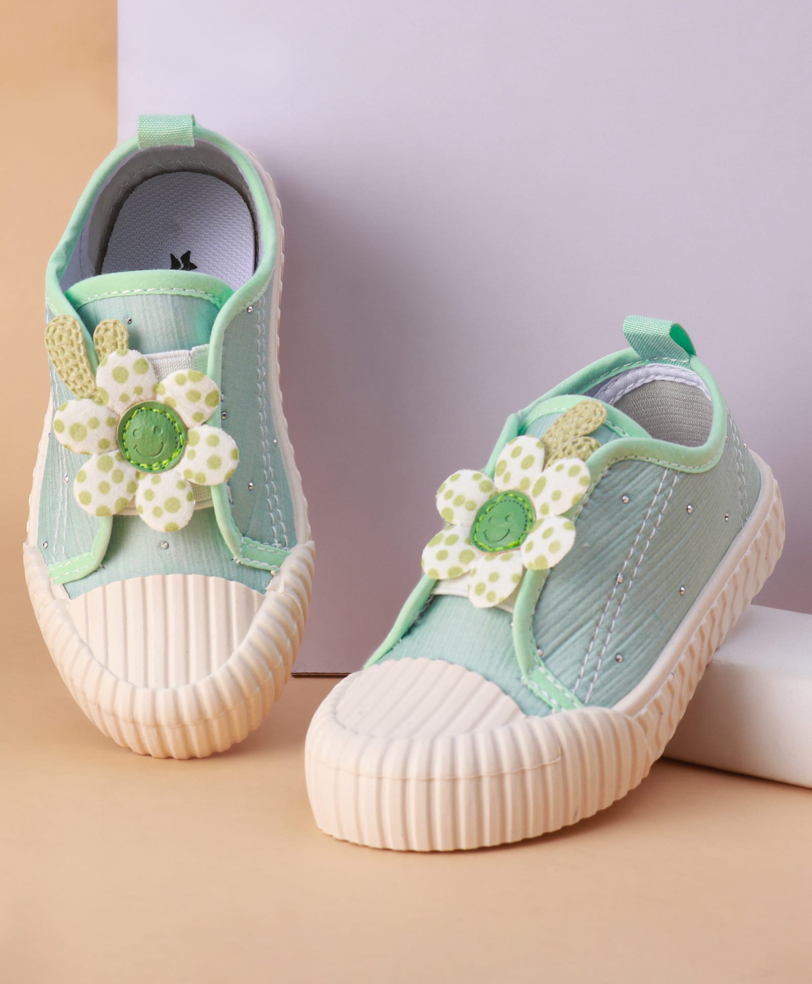 Cute Walk by Babyhug Slip on Casual Shoes with Floral Applique - Light Green-image-25