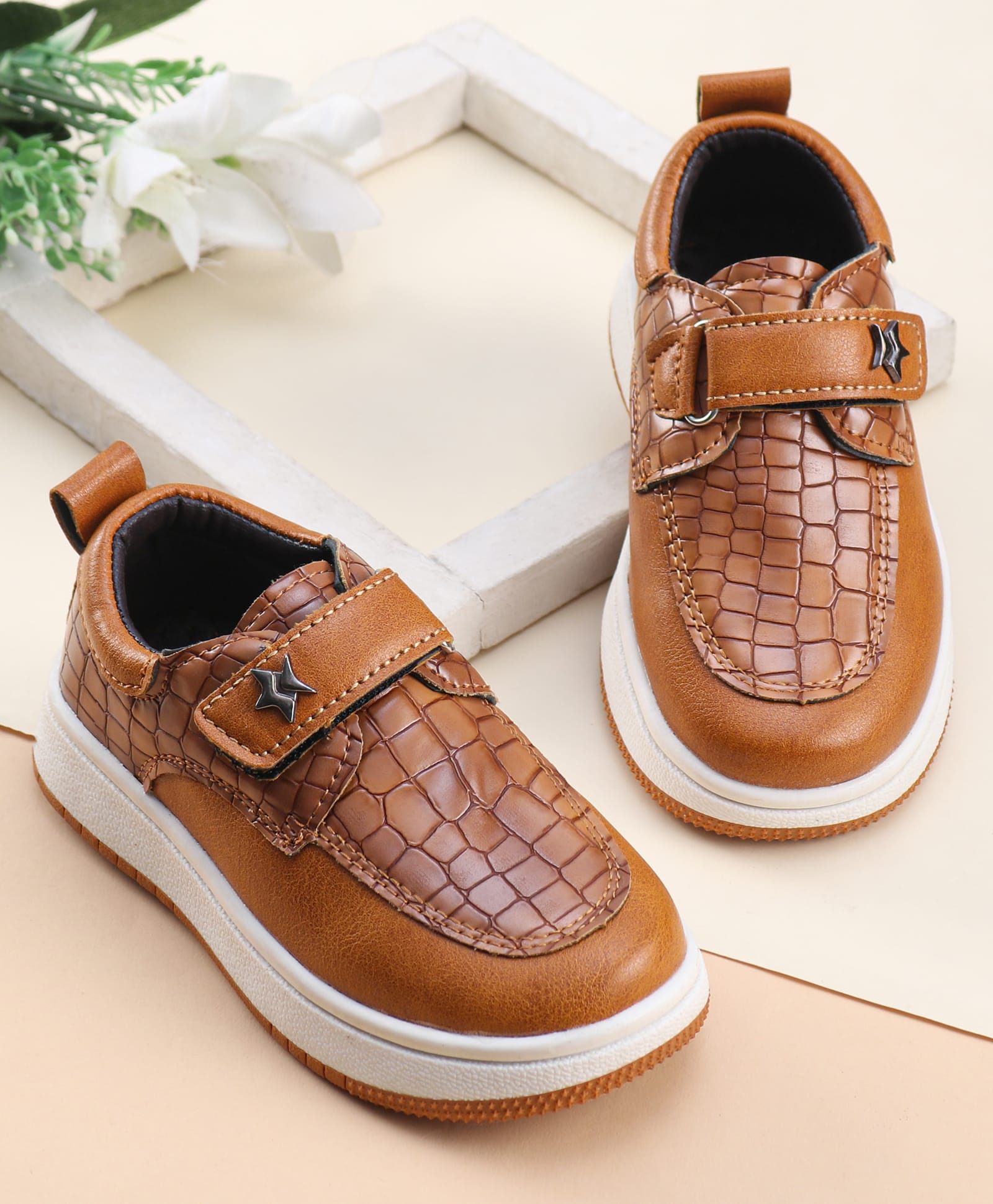 Cute Walk by Babyhug Solid Party Wear Shoes With Velcro Closure - Tan-image-11