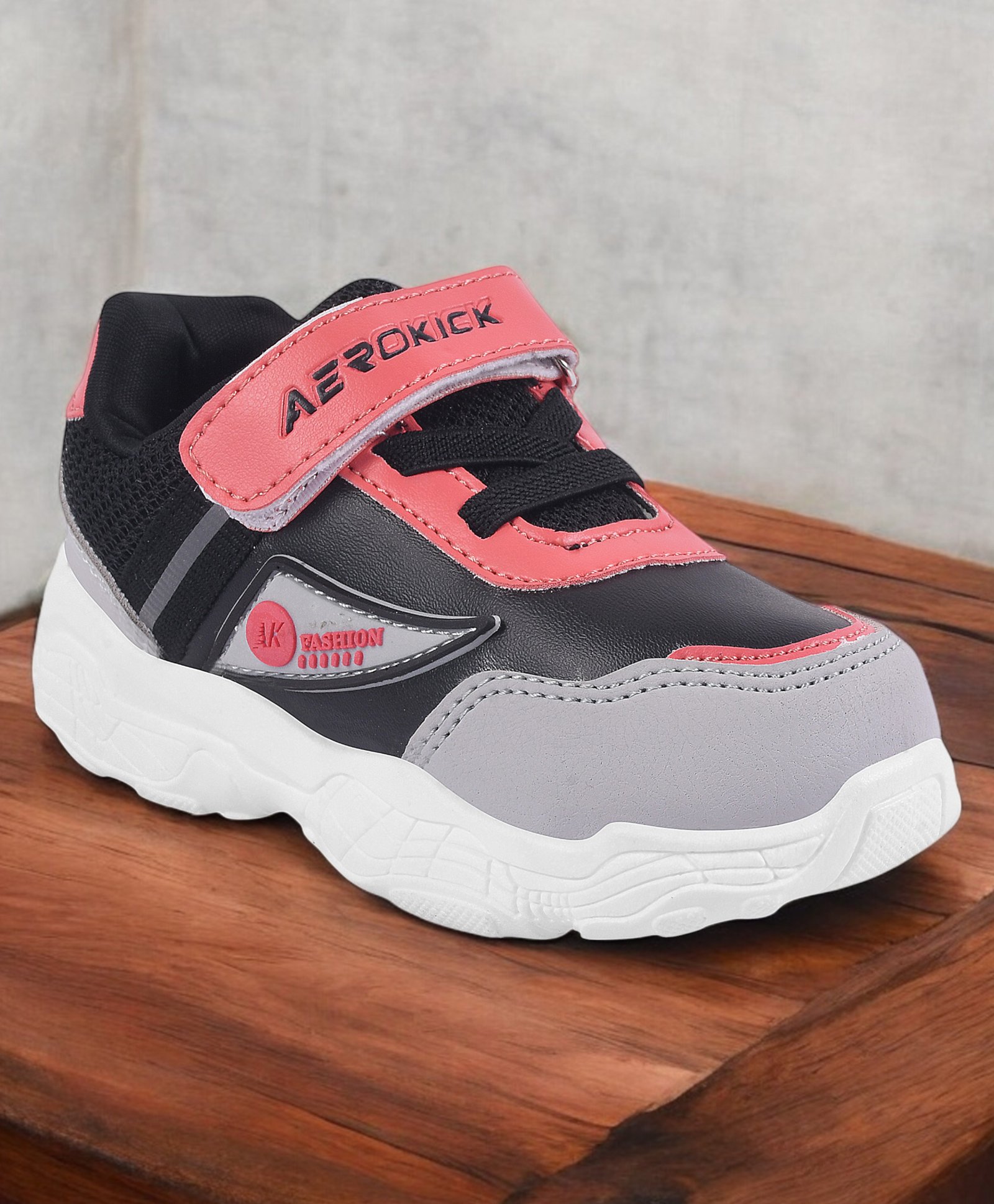 Lil Lollipop Colour Blocked With Velcro Closure Shoes - Black-picture-41