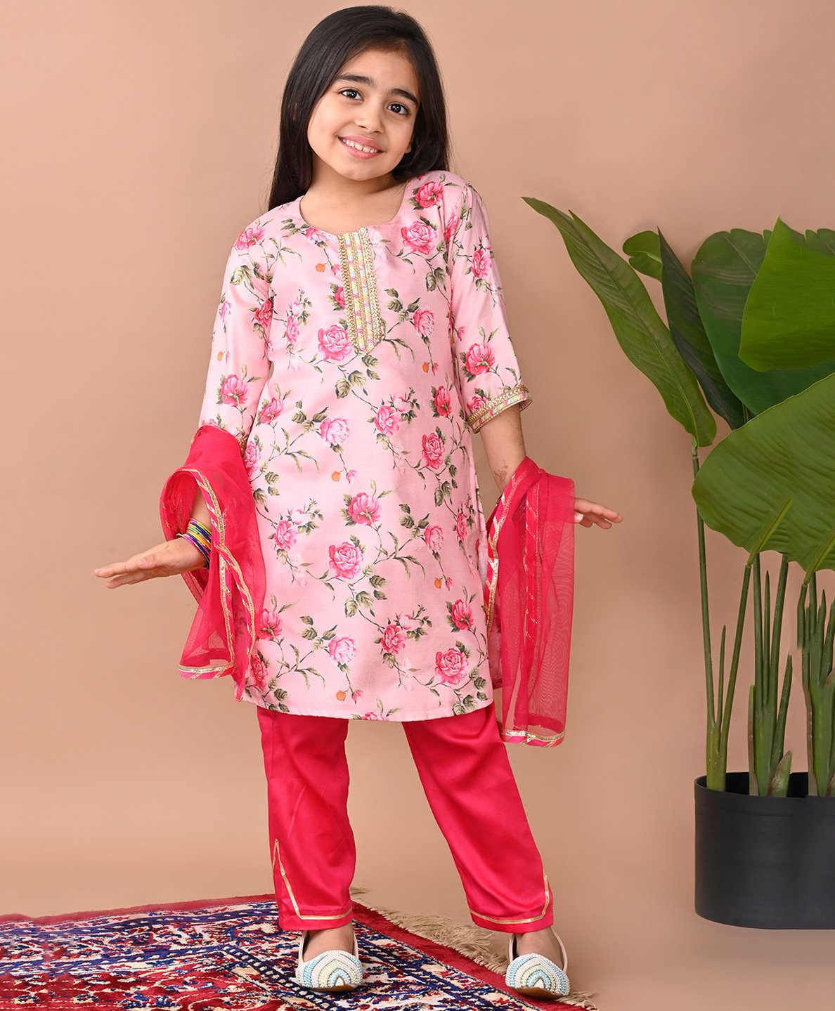 Kinder Kids Cotton Blend Three Fourth Sleeves Floral Printed & Gota Lace Embellished Kurta Pant With Dupatta Set - Pink-image-34