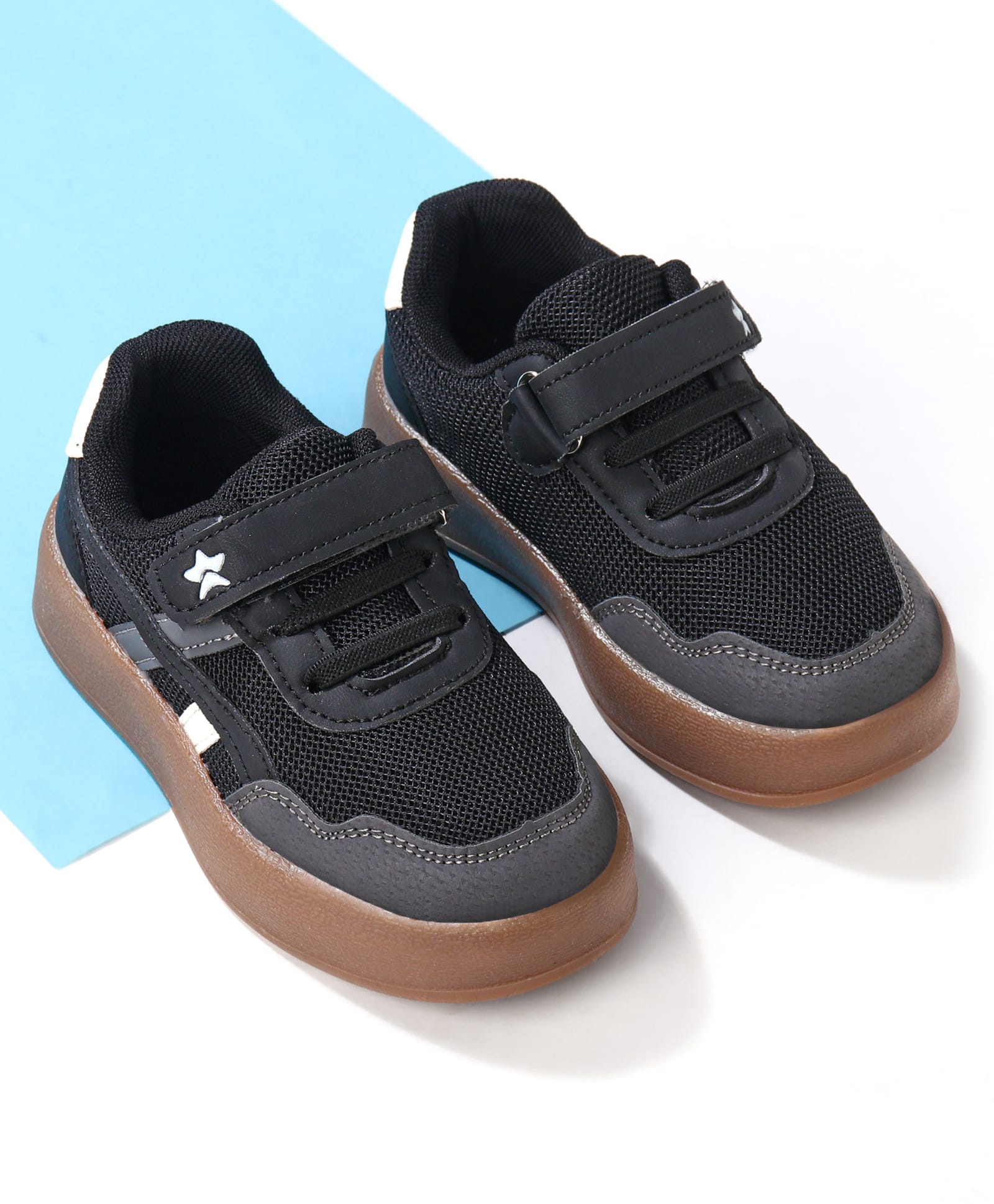 Cute Walk by Babyhug Sports Shoes With Velcro Closure & Tape Detailing - Black-picture-27