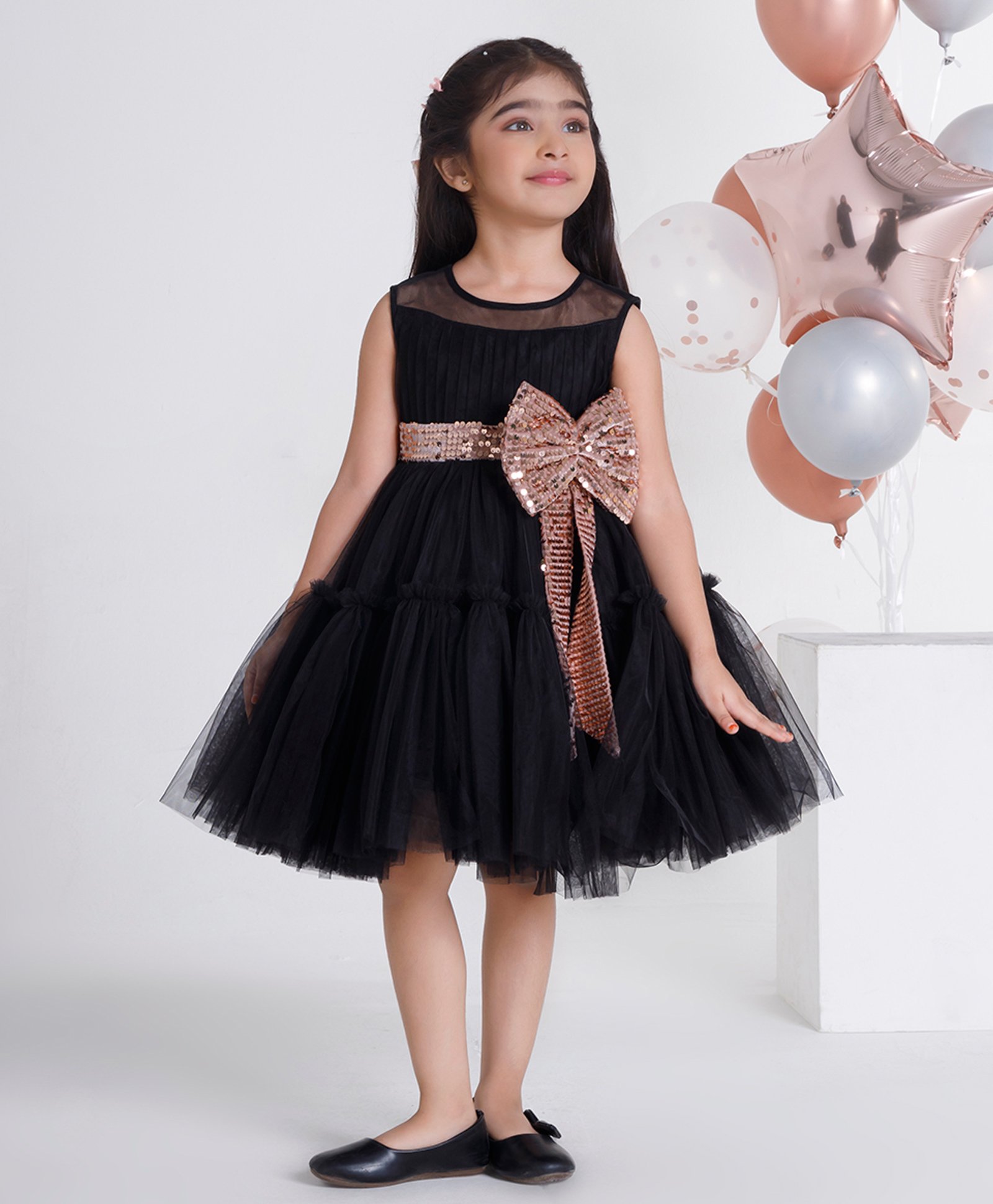 Ministitch Net Sleeveless Sequins Embellished Bow Applique Detailed Tiered Dress - Black-picture-34