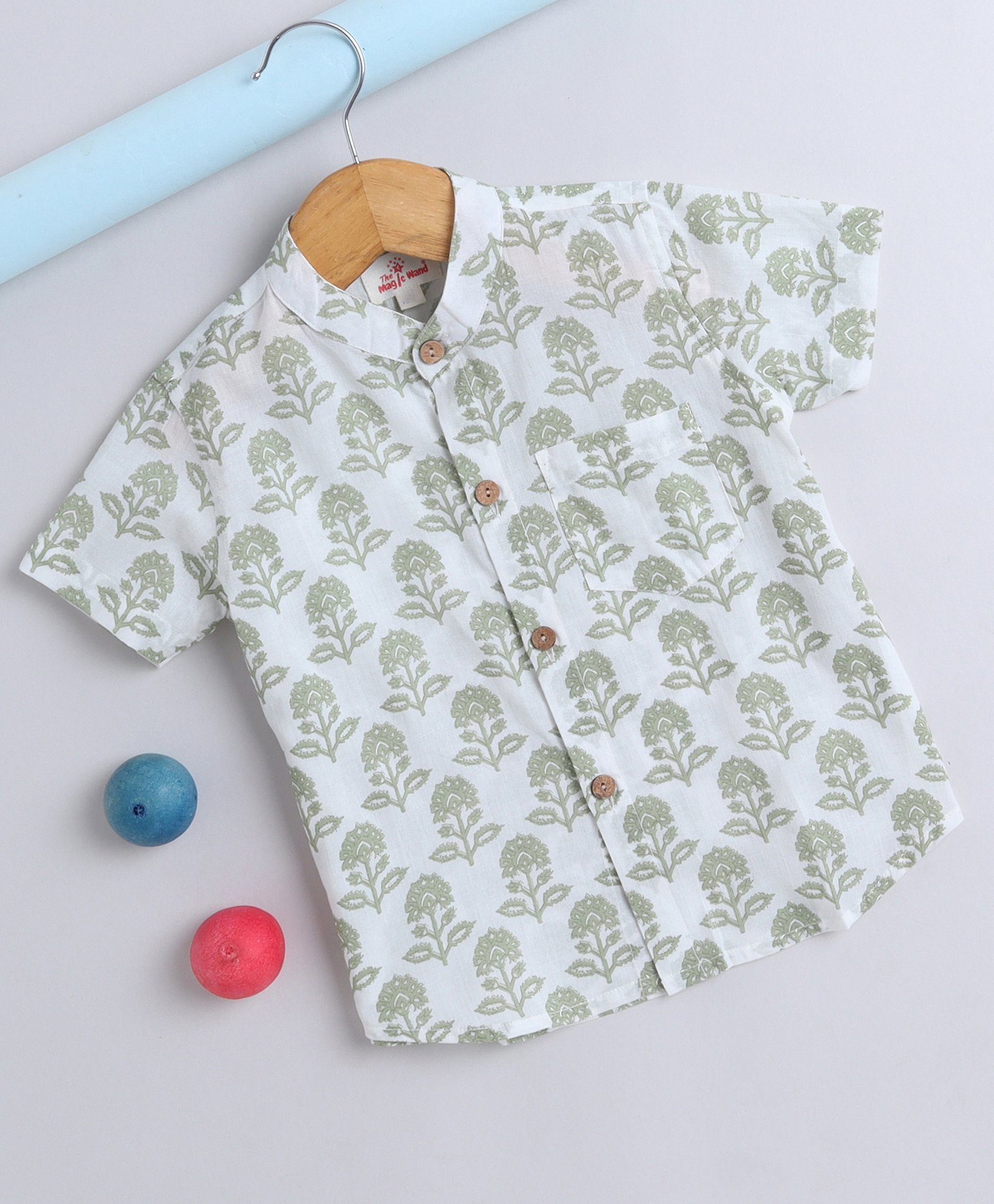 The Magic Wand Half Sleeve Floral Motifs Printed Shirt - Green-picture-25