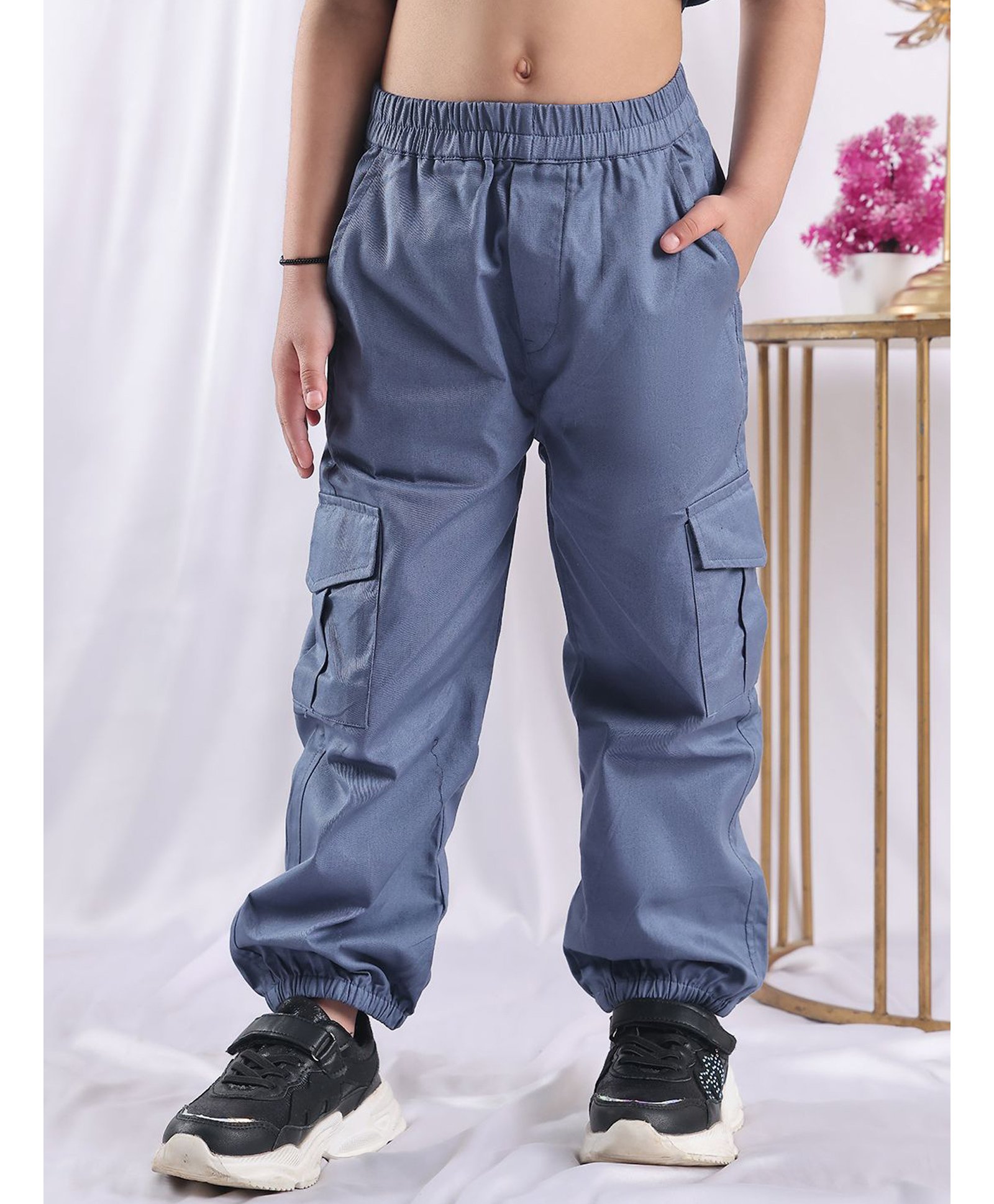 NEUDIS Cotton Solid Cargo Pants - Blue-picture-14