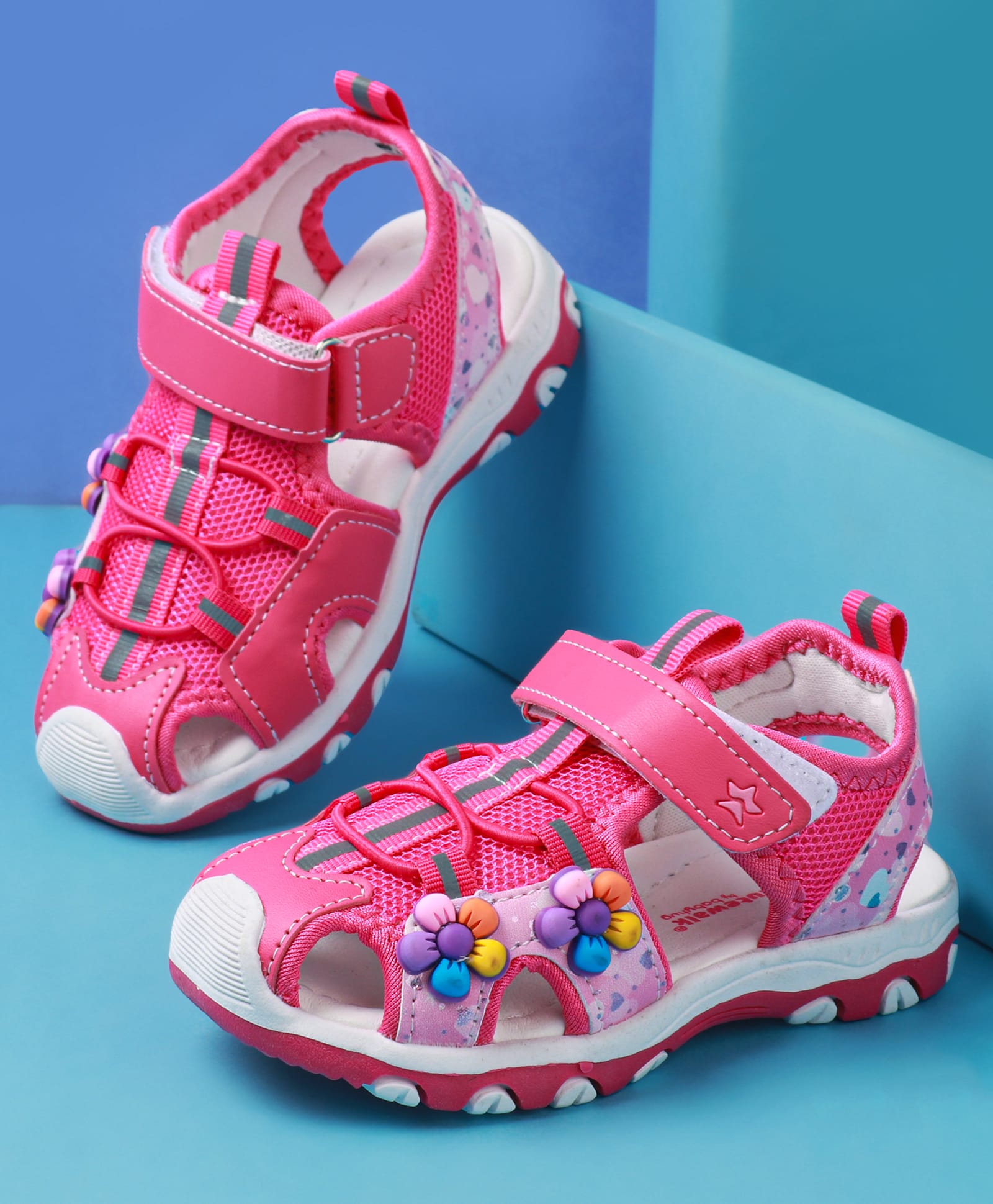 Cute Walk by Babyhug Sandals With Velcro Closure & Floral Applique - Fuchsia-image-49
