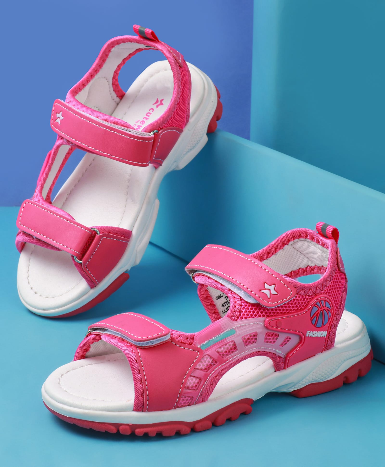 Cute Walk by Babyhug Solid Colour & Velcro Closure Sandals - Fuchsia-image-19